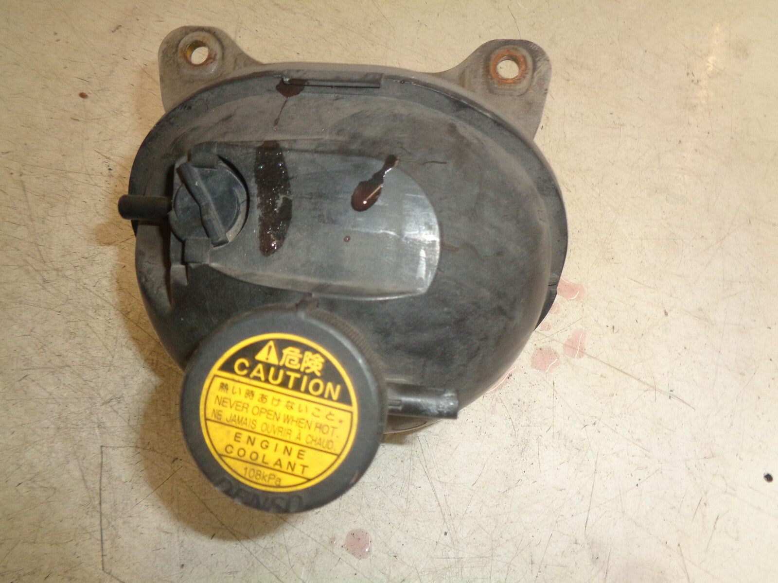 TOYOTA AVENSIS 2005 WATER COOLANT EXPANSION TANK BOTTLE