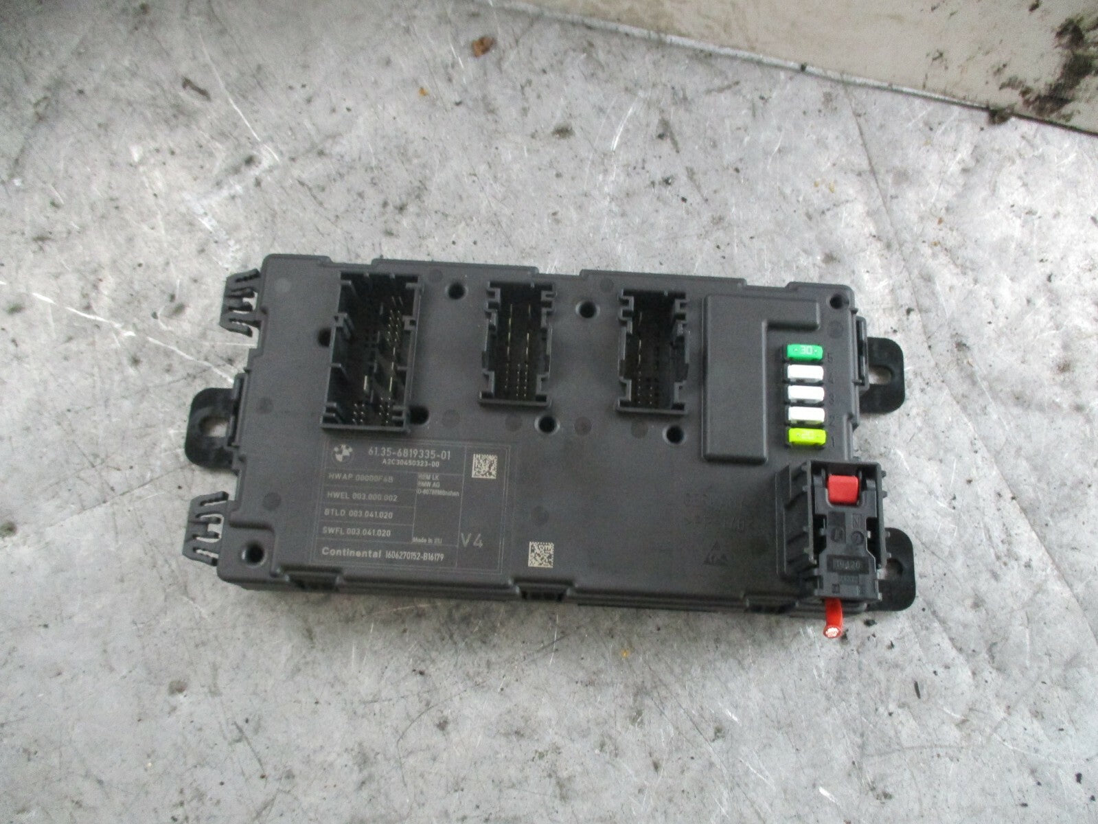 BMW 1 SERIES F20 F21 COMFORT CONTROL UNIT MODULE 6819335