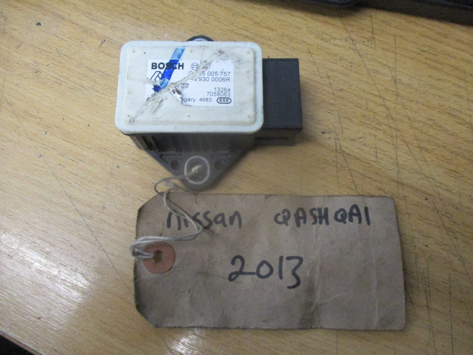 NISSAN QASHQAI 2013 1.5 DCI DIESEL ESP ACCELERATION YAW RATE SENSOR 0265005757