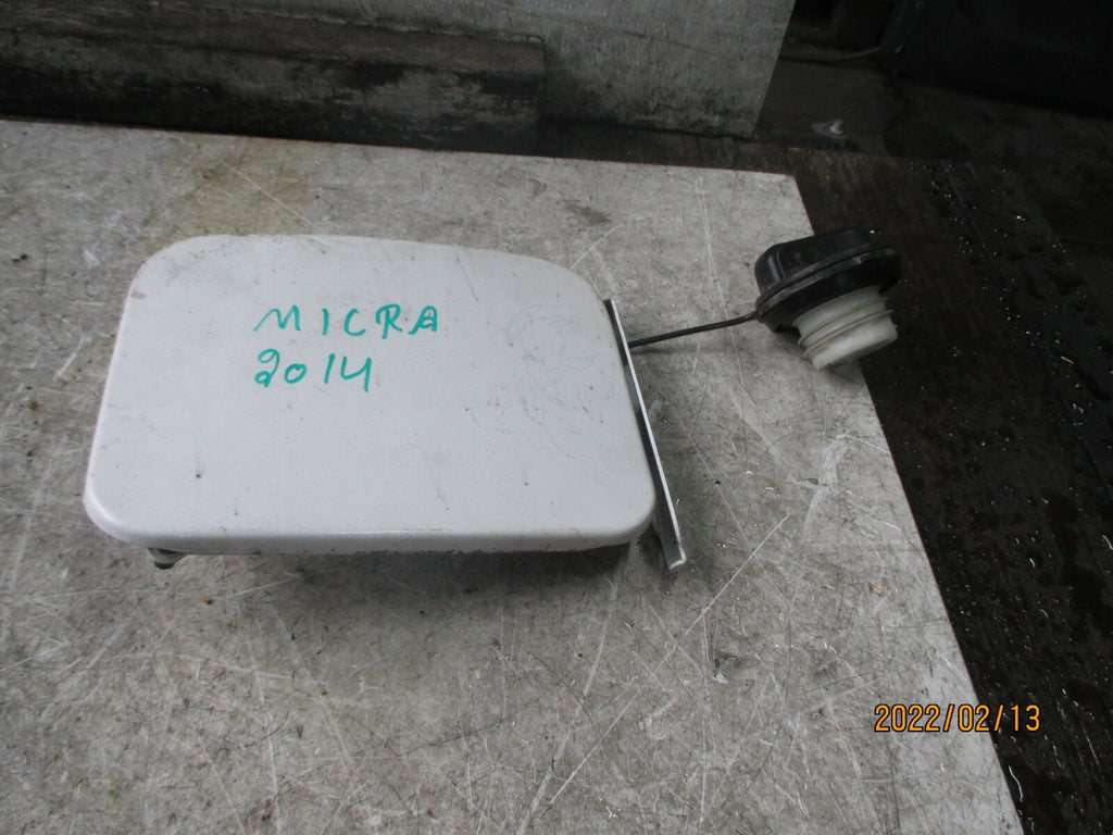 NISSAN MICRA K13 2014 FUEL FILLER FLAP WHITE