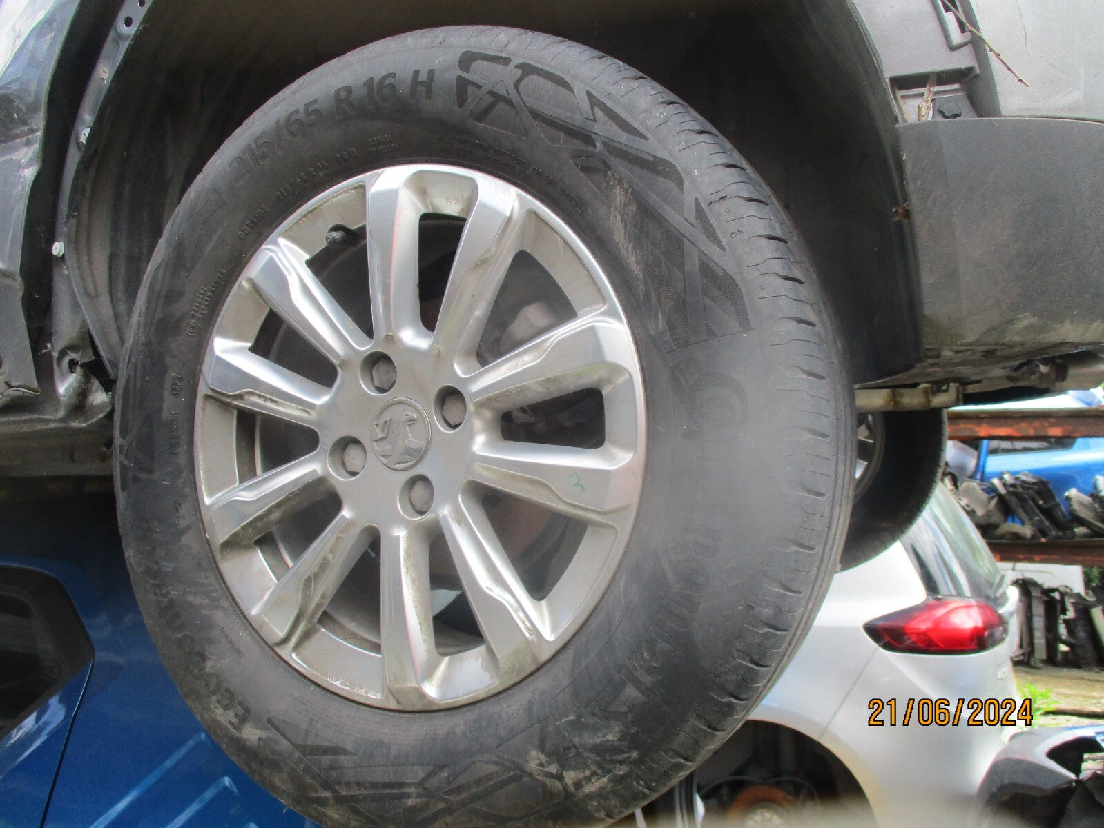 VAUXHALL MOKKA B MK2 2022 16 INCH ALLOY WHEEL WITH TYRE 215/65R16 REF 3