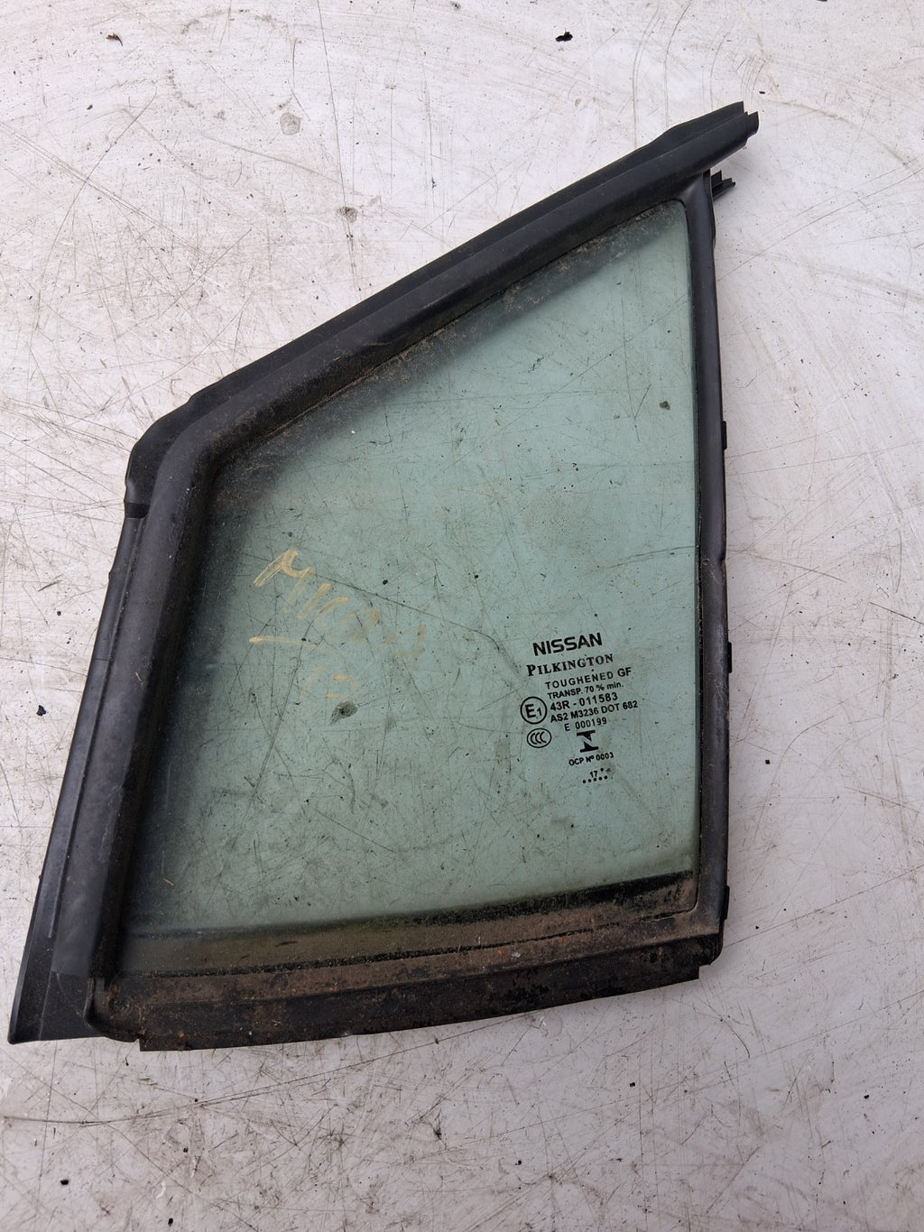 NISSAN MICRA K14 2017 NSF PASSENGER SIDE FRONT QUATER WINDOW GLASS 802C35FA0A