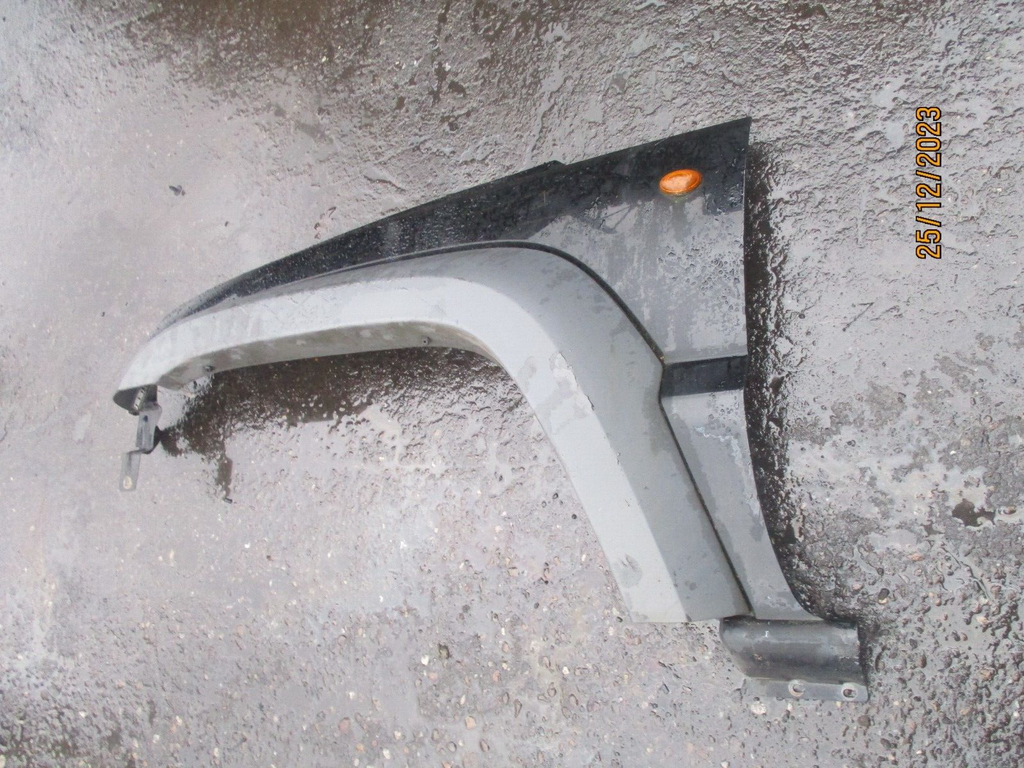 JEEP CHEROKEE MK3 2006 NSF PASSENGER SIDE FRONT WING PANEL BLACK