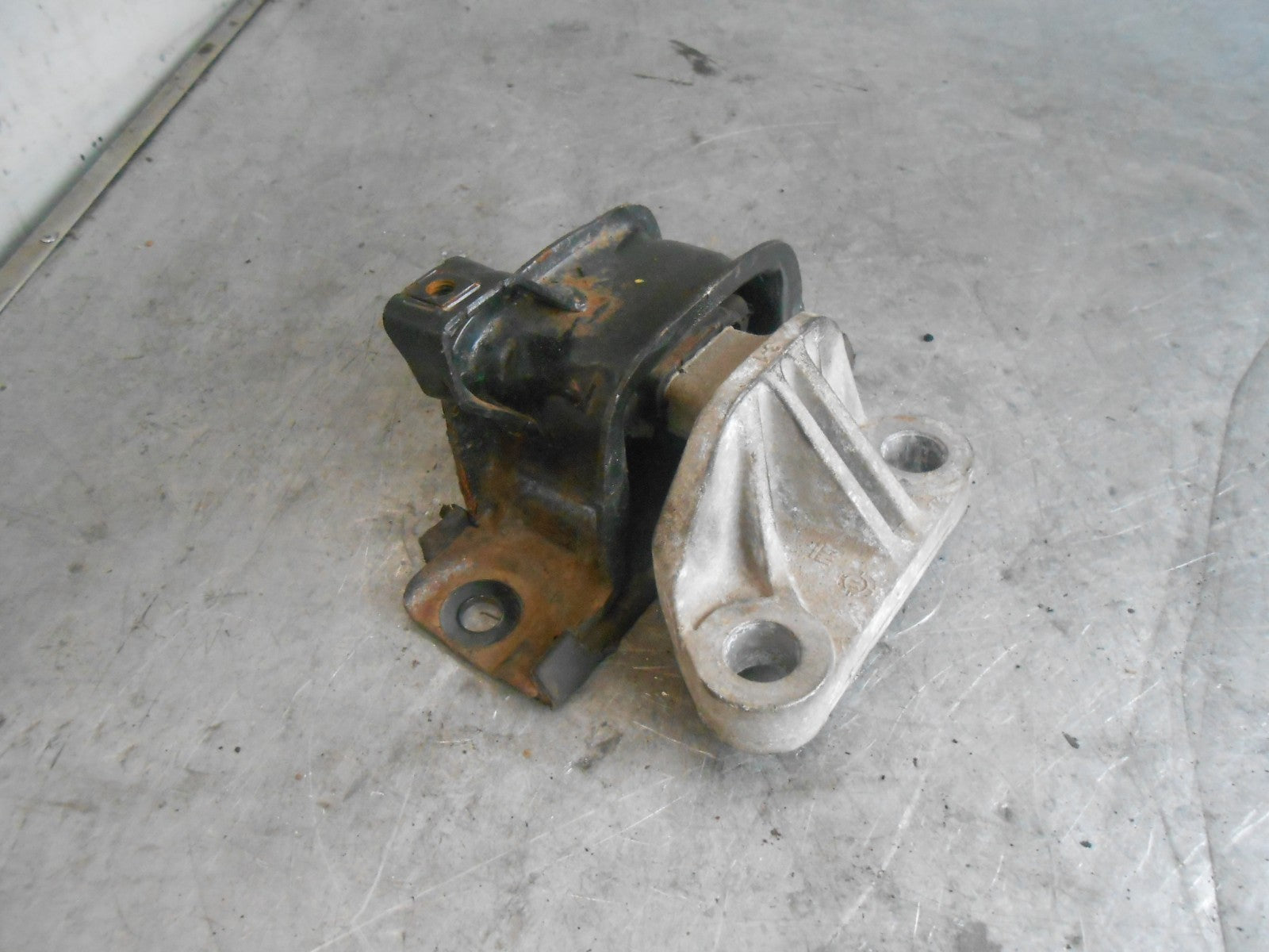 VAUXHALL CORSA D (MK3) 1.2 1.4 (Z12XEP Z14XEP) OS DRIVER SIDE ENGINE MOUNT