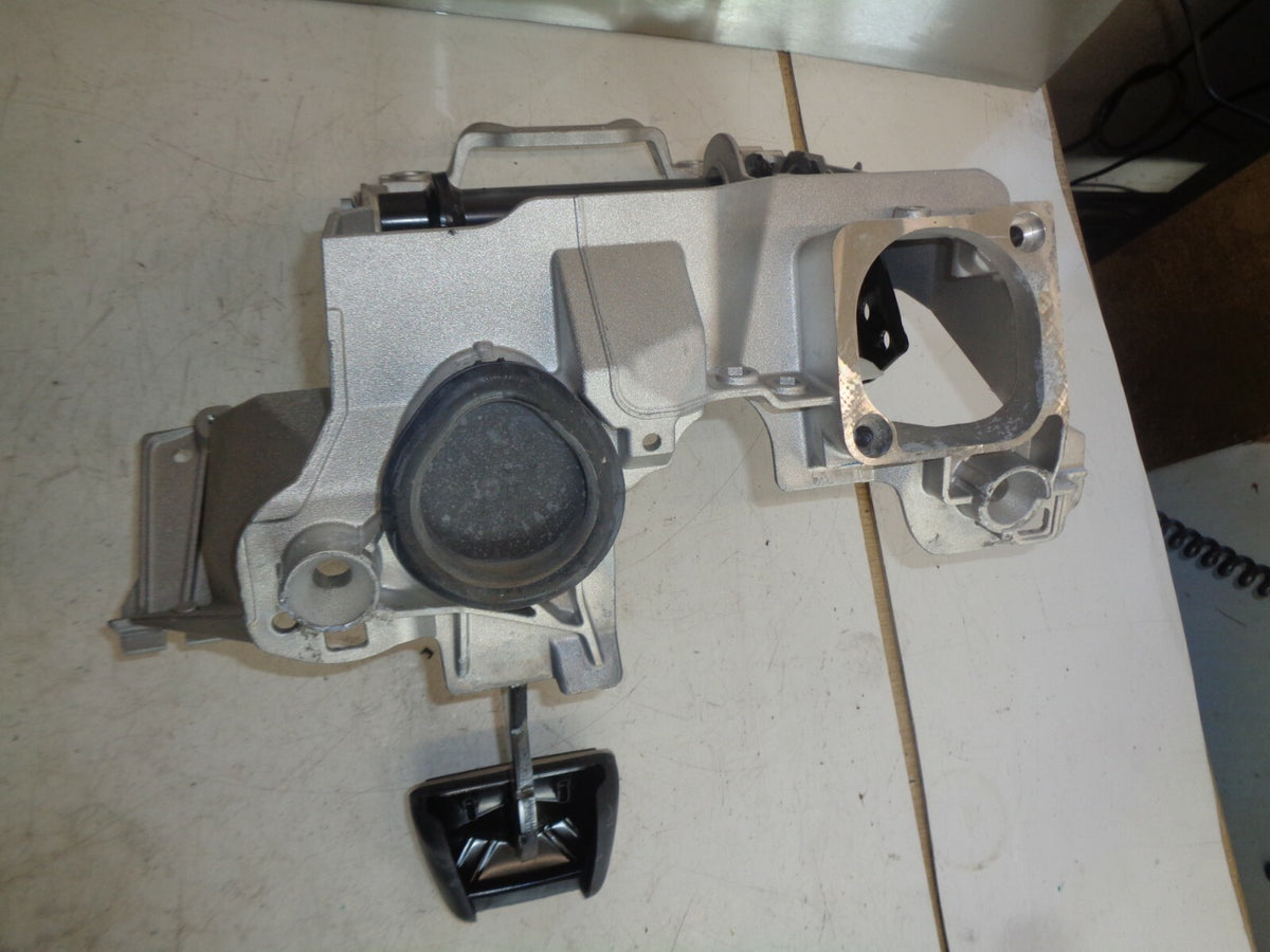 AUDI A5 2017 8W S LINE AUTOMATIC BRAKE PEDAL & MOUNT 8W2723117