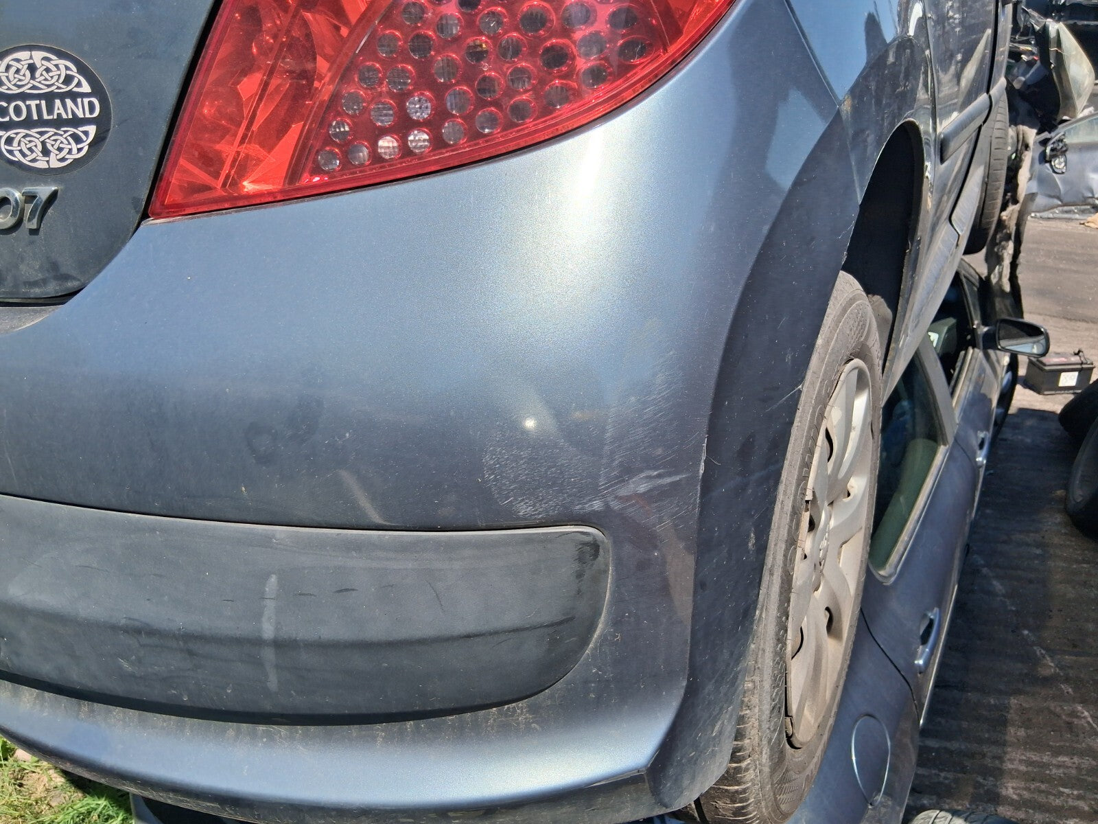 2009 PEUGEOT 207 PRE FACELIFT REAR COMPLETE BUMPER GRIS THORIUM METALLIC KTHC