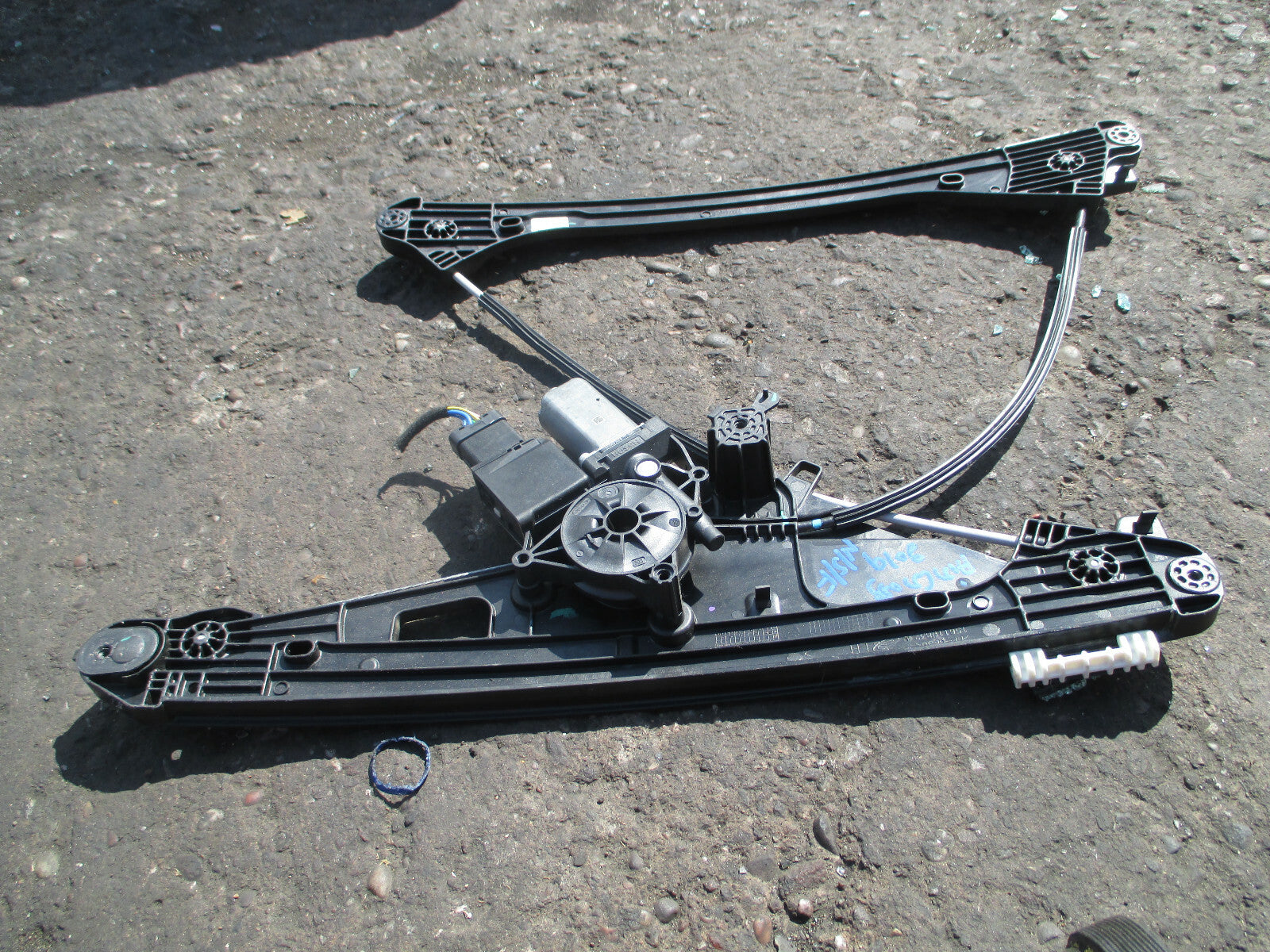 CITROEN C5 AIRCROSS 2019 NSF PASSENGER SIDE FRONT DOOR WINDOW MOTOR REGULATOR