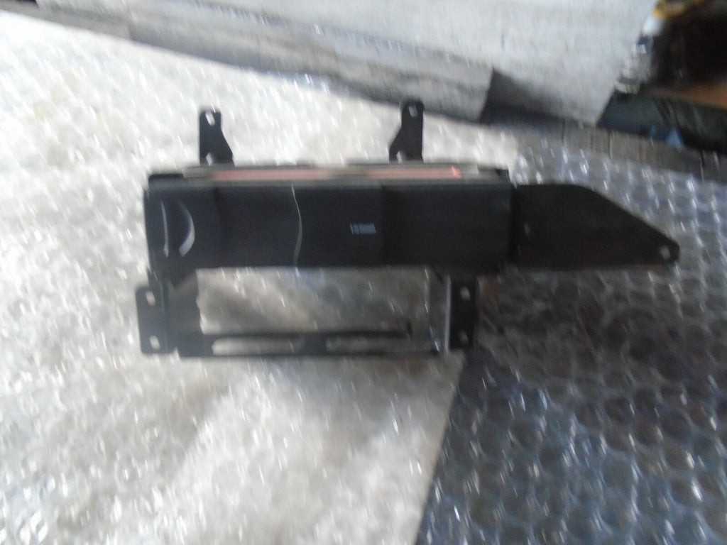 BMW 3 SERIES E90 2005-2011 DISC CD CHANGER MAGAZINE 9143439