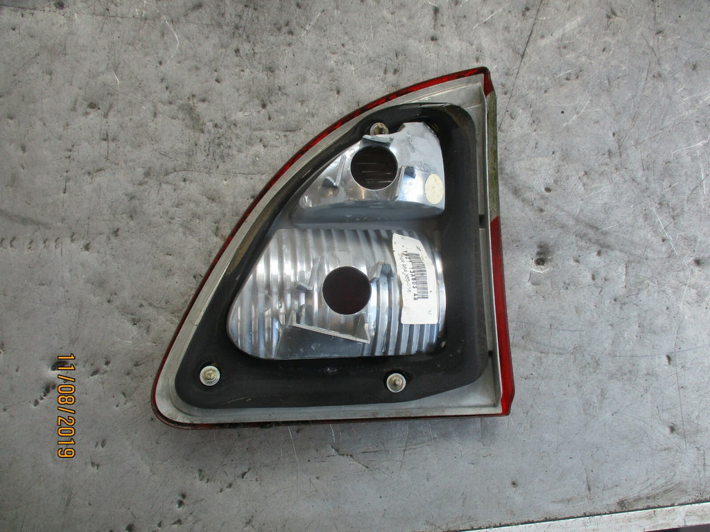 FORD GALAXY MK2 NSR PASSENGER SIDE REAR INNER TAILGATE BOOT LIGHT YM2113A603AB
