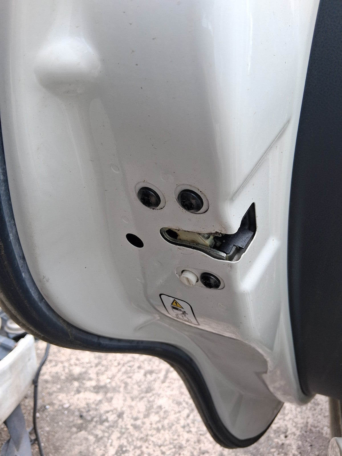 2019 FIAT 500L URBAN HATCH NSR PASSENGER SIDE REAR DOOR LOCK MECHANISM