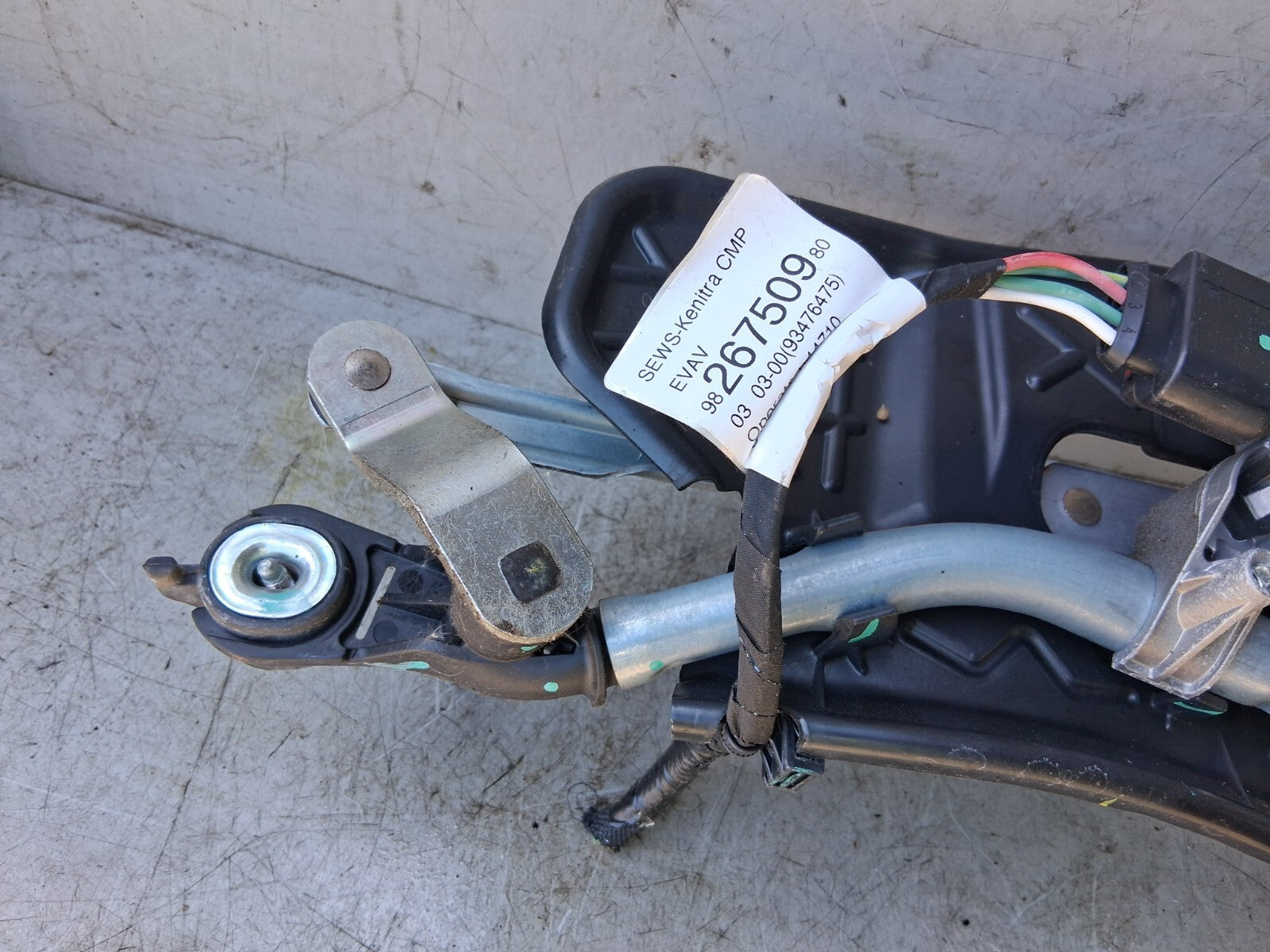 VAUXHALL CORSA F 2021 WINDSCREEN WIPER MOTOR & LINKAGE 9824534680