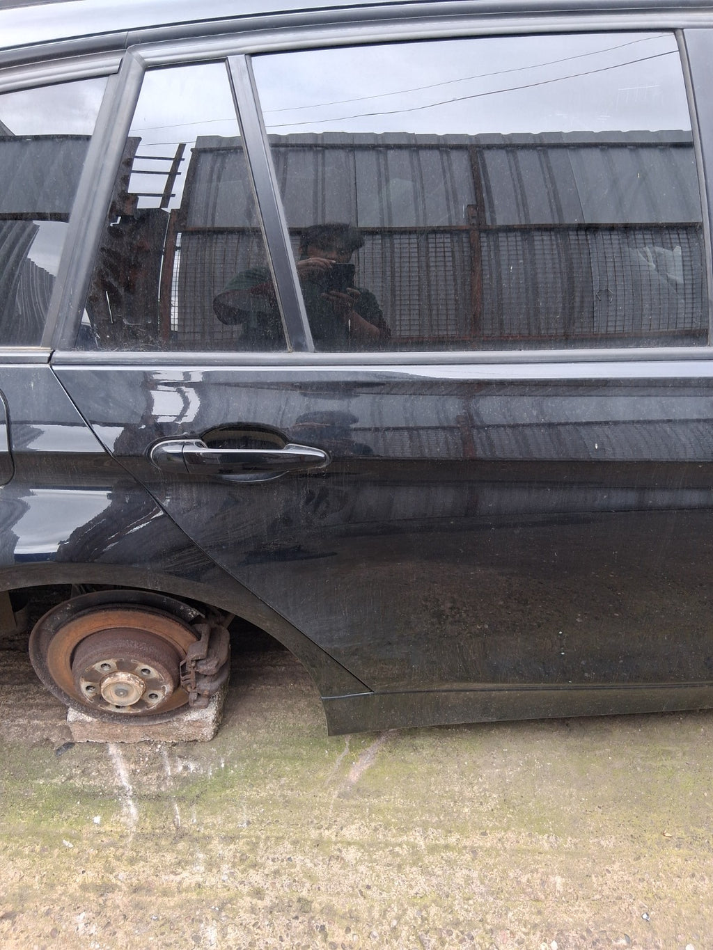 2015 BMW 3 SERIES F30 ESTATE OSR DRIVER SIDE REAR RIGHT BARE DOOR JET BLACK 668
