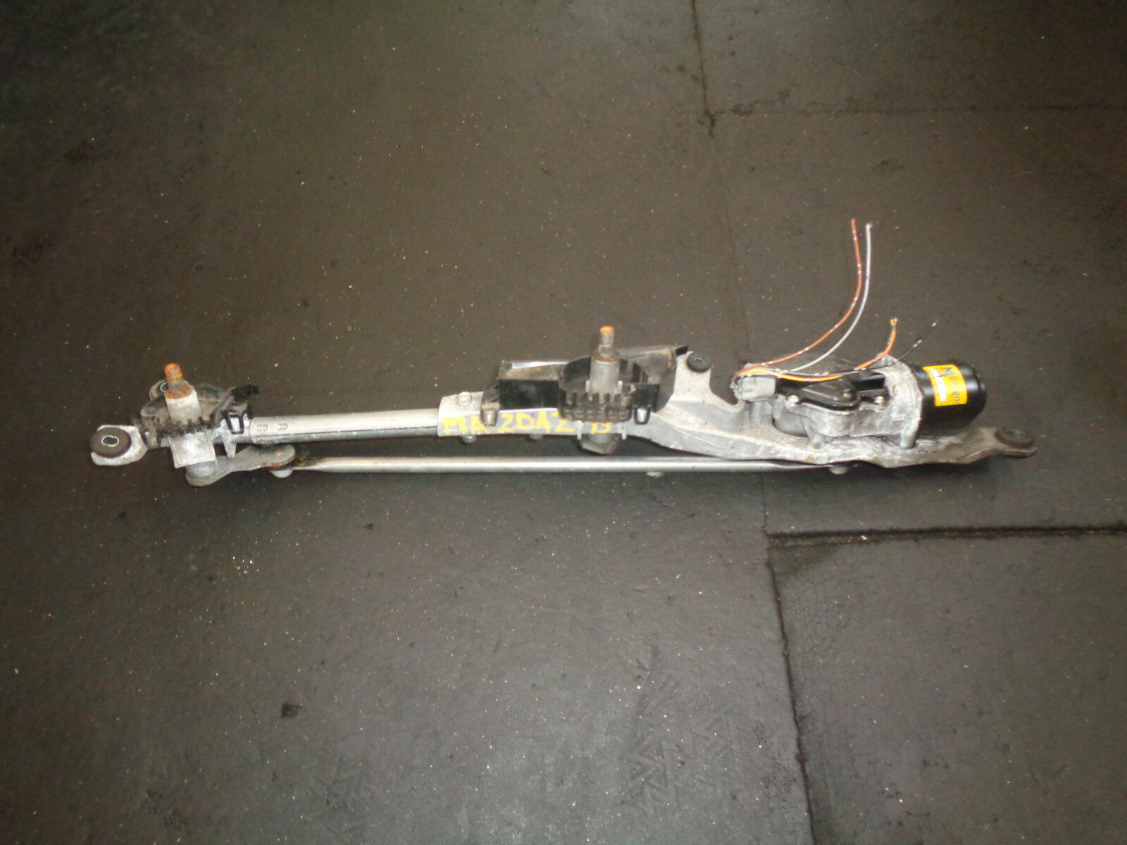 MAZDA 2 MK3 DJ 2015 FRONT WINDSCREEN WIPER MOTOR LINKAGES