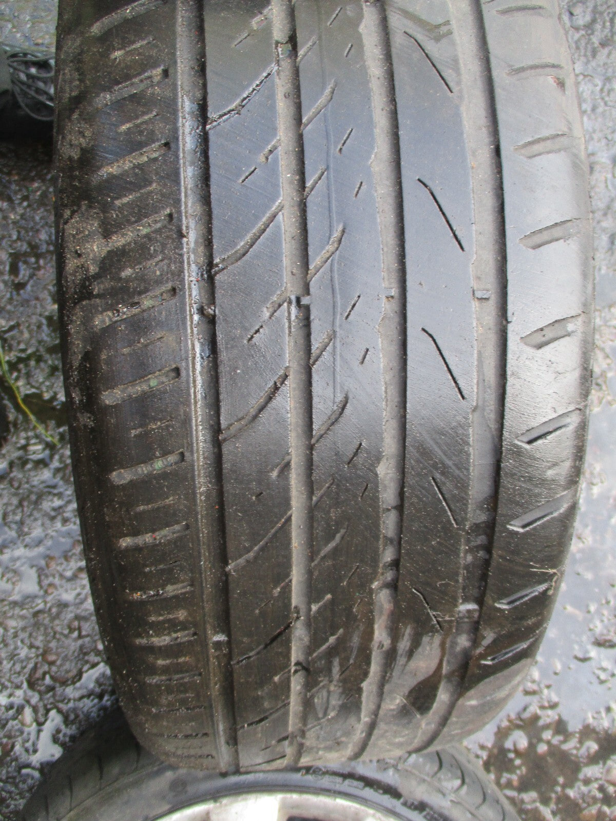 FORD MONDEO MK4 2010 17 INCH ALLOY WHEEL WITH TYRE 225/50R17