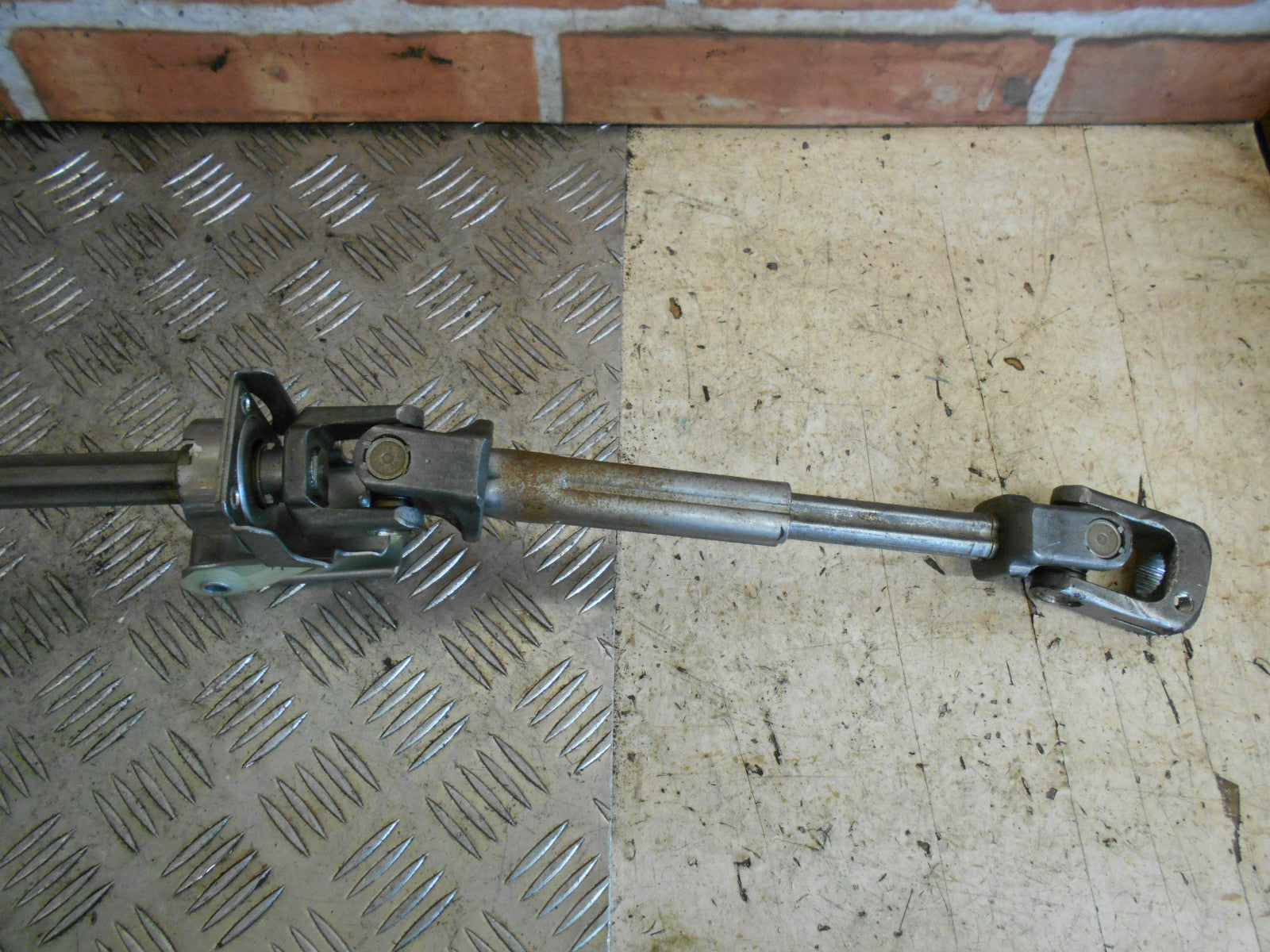 VOLKSWAGEN VW FOX 2007 1.4 ADJUSTABLE STEERING COLUMN