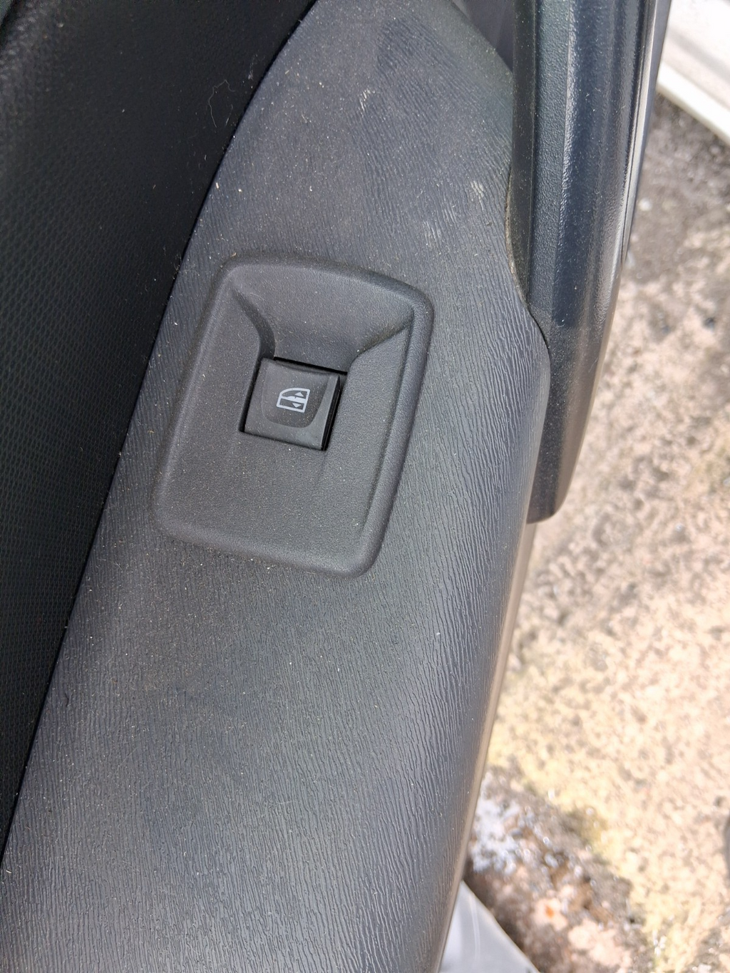 2020 RENAULT KANGOO MK2 NSF PASSENGER SIDE FRONT LEFT WINDOW CONTROL SWITCH