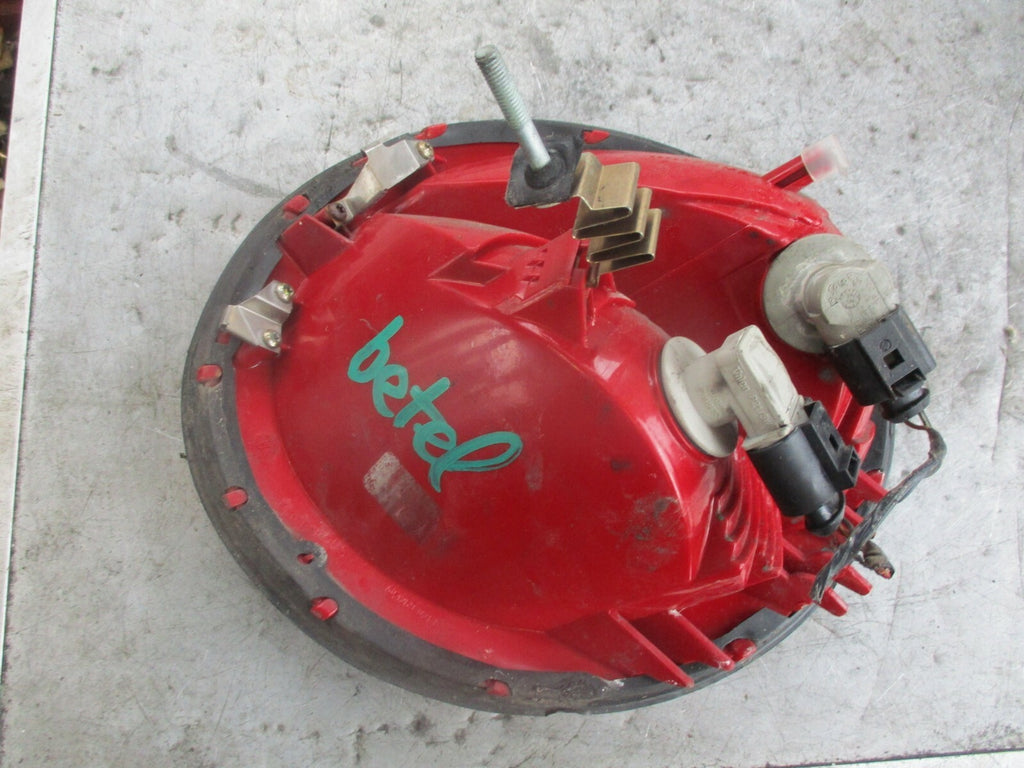 VW VOLKSWAGEN BEETLE NSR PASSENGER SIDE REAR LIGHT REAR LEFT