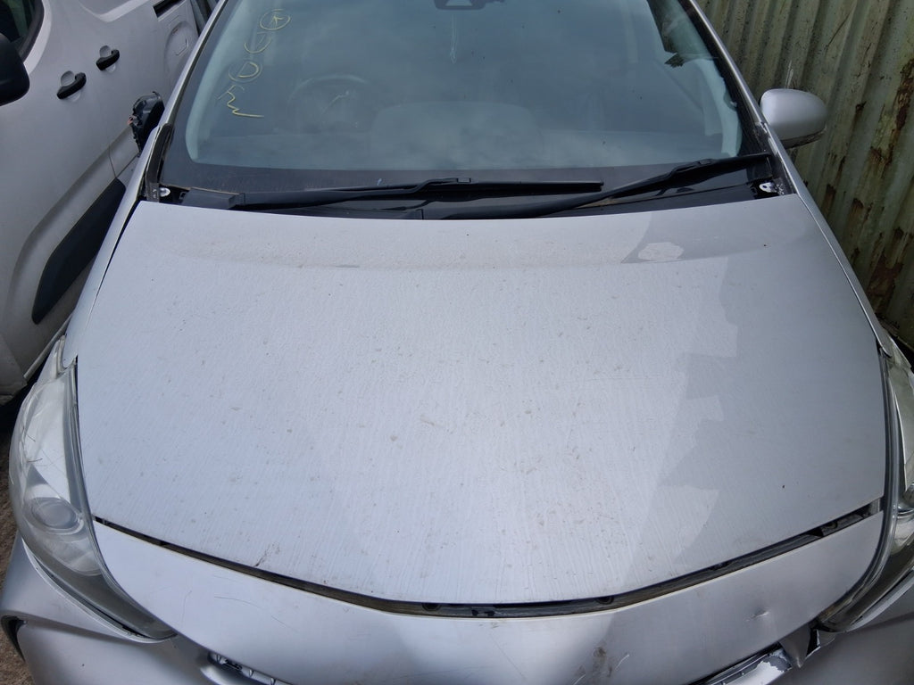 2018 TOYOTA PRIUS V PLUS XW40 FRONT BONNET HOOD PANEL SILVER