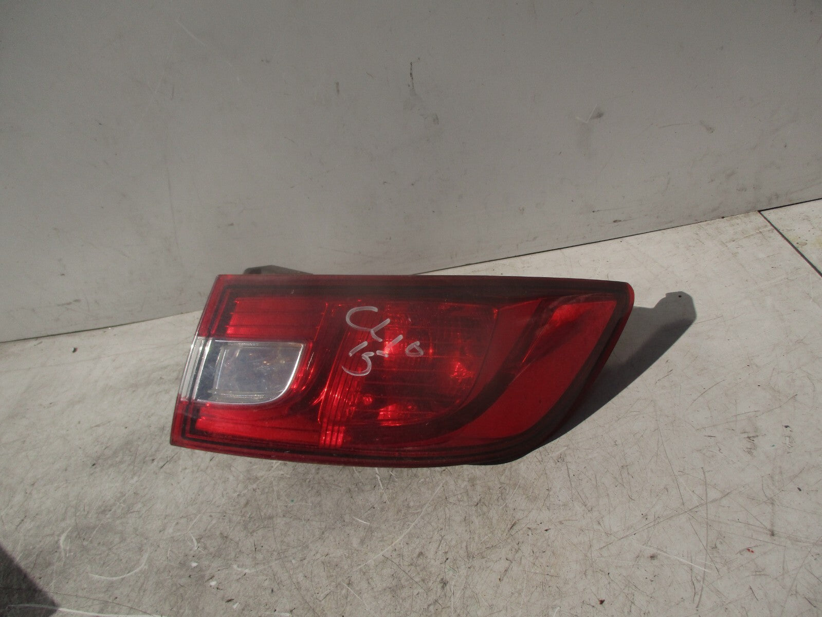 2015 RENAULT CLIO MK4 OSR DRIVER SIDE REAR RIGHT TAIL LAMP TAIL LIGHT 265554091R