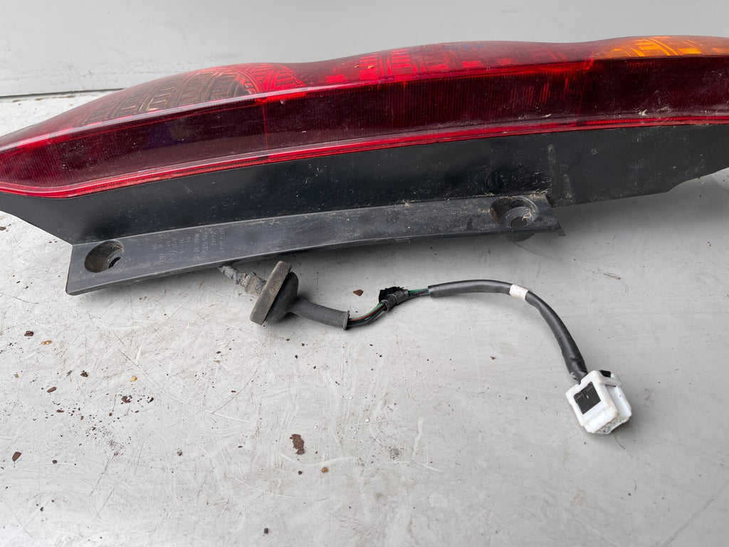 2011 NISSAN NOTE PASSENGER SIDE LEFT NEARSIDE REAR LIGHT 220-16752