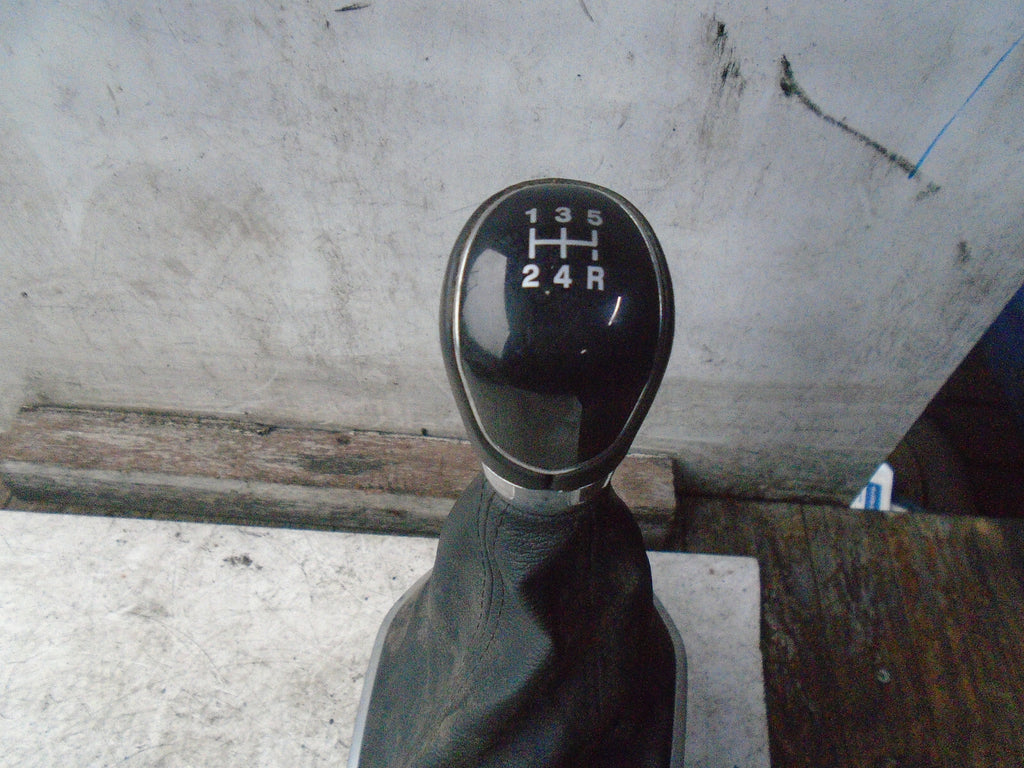 FORD FIESTA MK7 2016 5 SPEED MANUAL GEARSTICK GEARSHIFTER C1BR7C453AKE