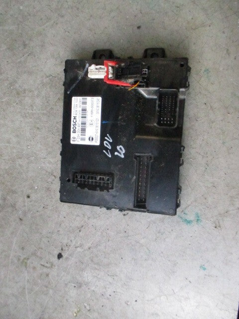 2020 LDV SAIC V80 2.5 DIESEL BCM BODY CONTROL MODULE C00104781