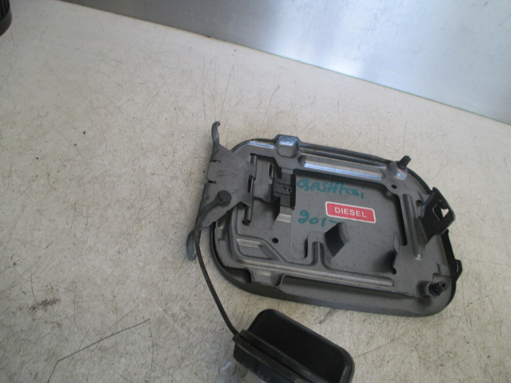NISSAN QASHQAI J11 2017 MK2 1.5 DIESEL FUEL FILLER FLAP COVER