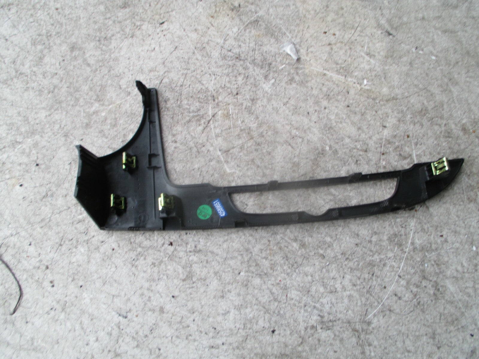 VAUXHALL MOKKA 2018 MK1 DASHBOARD CENTRE BUTTON TRIM COVER BCG52562