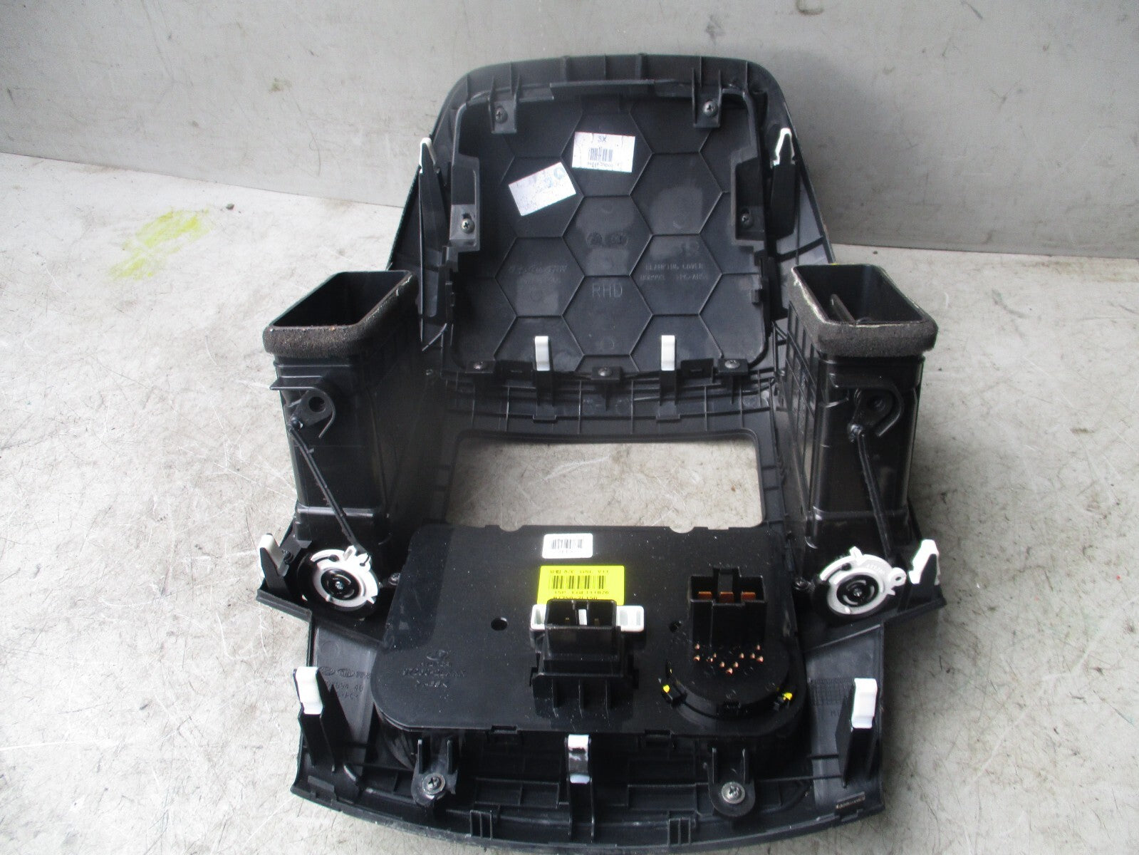 2009 HYUNDAI I30 HEATER CLIMATE CONTROL WITH AIR VENT TRIM U0789448