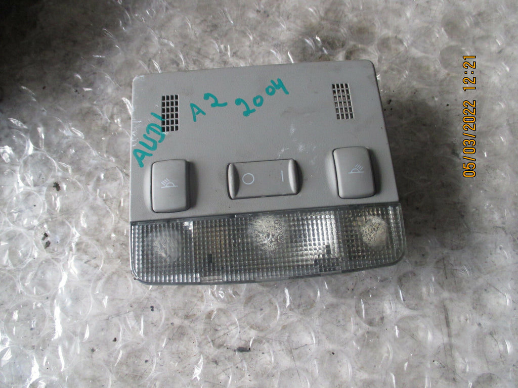 AUDI A2 2004 INTERIOR ROOF READING LIGHT 8Z0947111