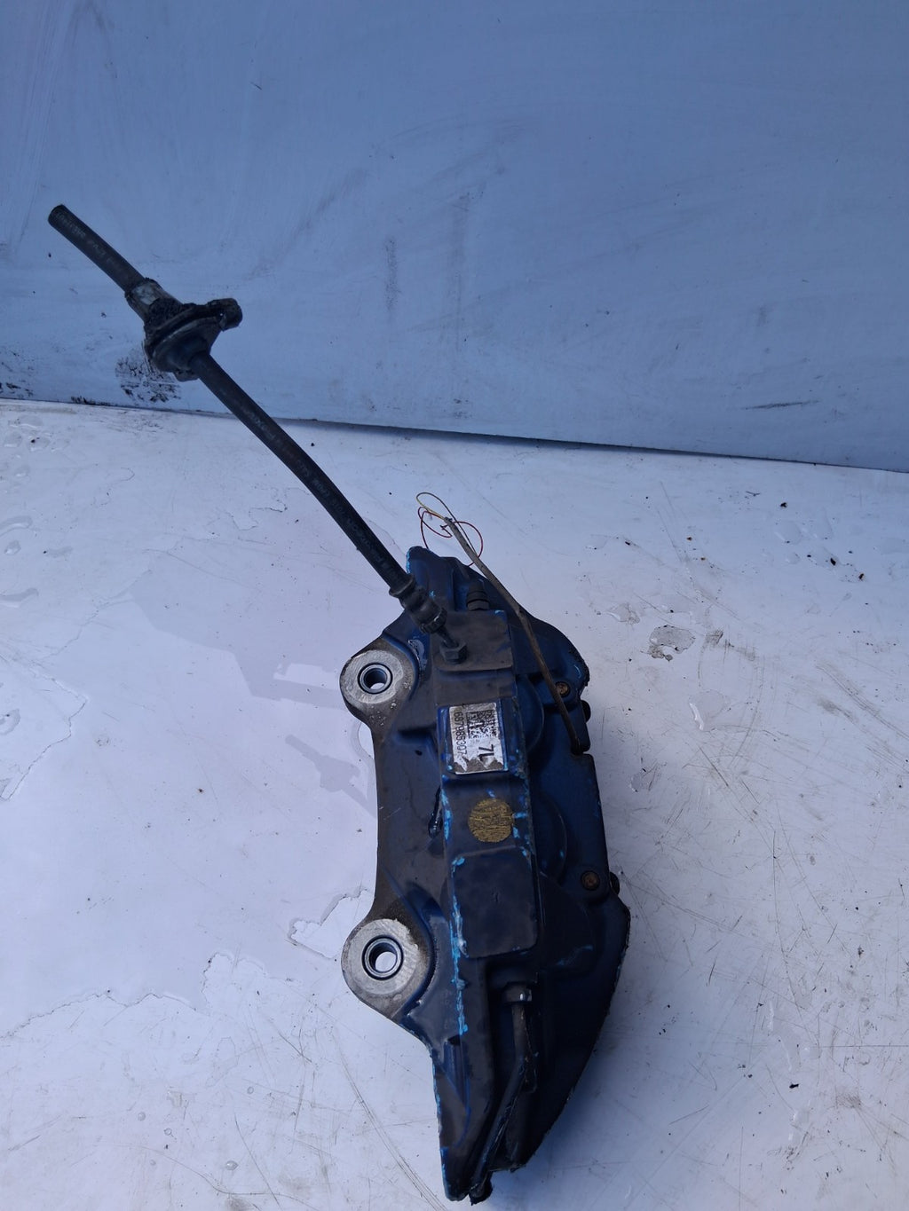 2024 BMW 2 SERIES NSF FRONT NEAR LEFT PASSENGER SIDE CALIPER 687985307