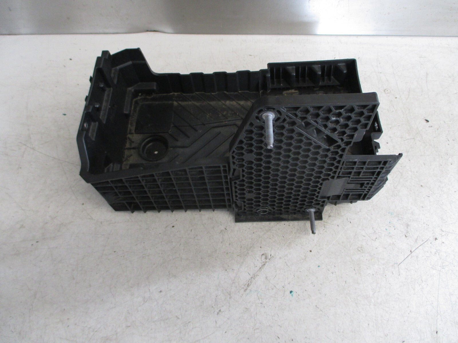 VAUXHALL OPEL CORSA F BATTERY TRAY HOLDER TRAY 9823533180 9830928180