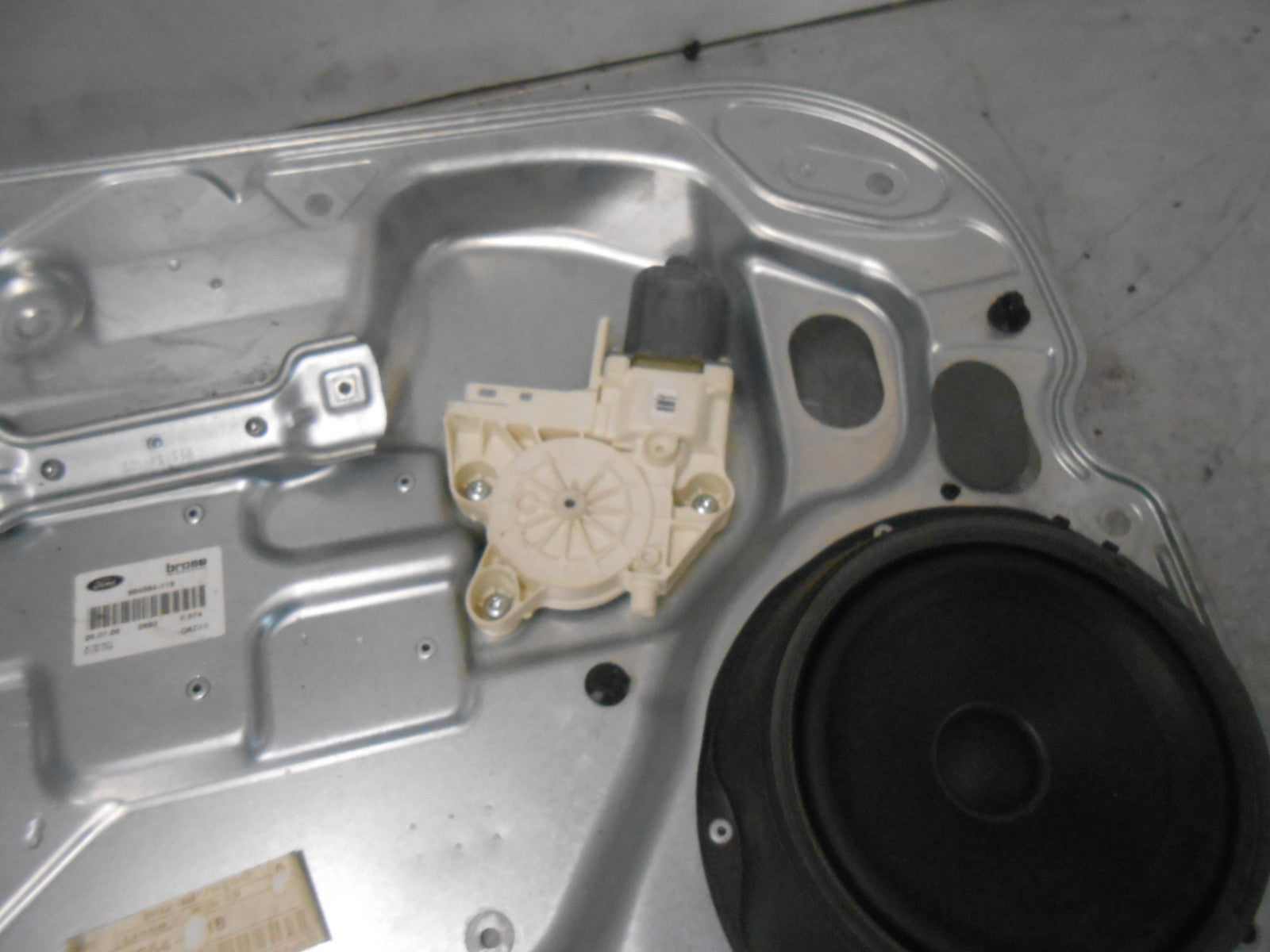 FORD FOCUS MK2 2007 5 DOOR NSF PASSENGER FRONT WINDOW REGULATOR 4M51A045H17A