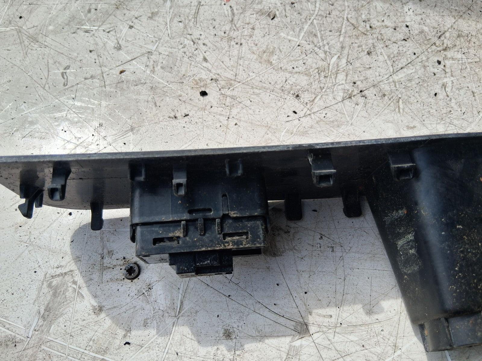 2021 MERCEDES SPRINTER W907 NSF PASSENGER SIDE FRONT WINDOW SWITCH A9077221100
