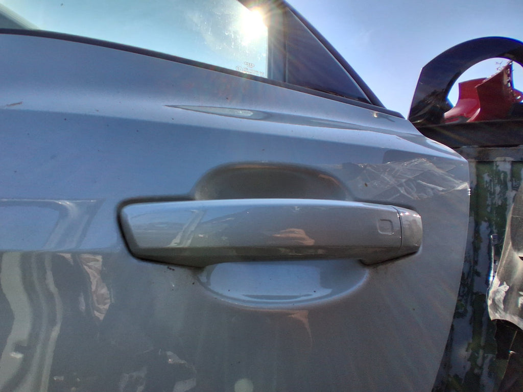 2023 AUDI A1 MK2 HATCH NSR PASSENGER REAR DOOR HANDLE DEW SILVER MET LX7E X7E