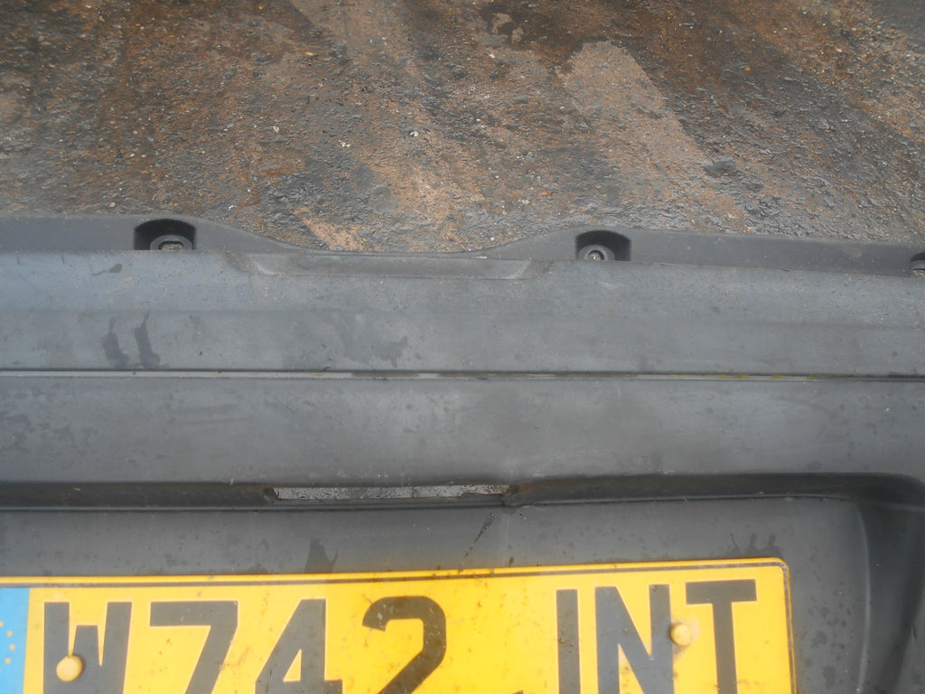 FIAT PUNTO 188 MK2 PRE FACELIFT 2000 REAR BUMPER BLACK PLASTIC