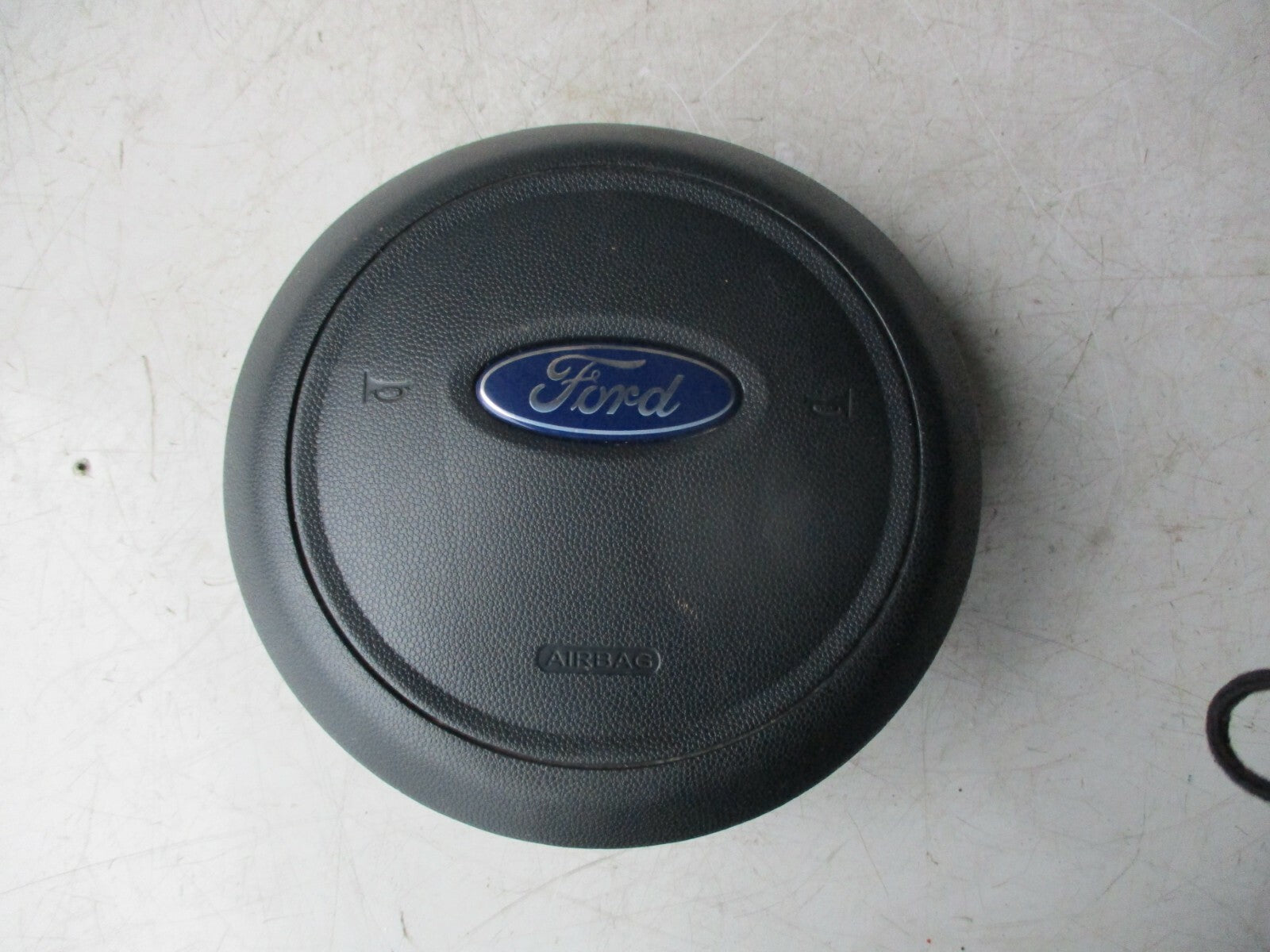FORD KA MK2 2014 STEERING WHEEL ROUND AIRBAG AIR BAG UNIT ONLY 07354984110