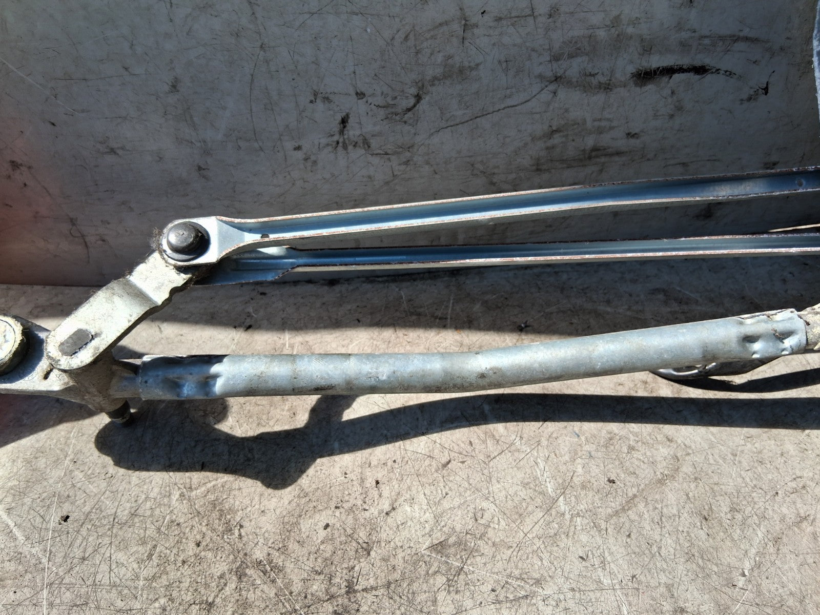 2011 CITROEN DS3 FRONT WINDSCREEN WIPER MOTOR & LINKAGE 9683622580