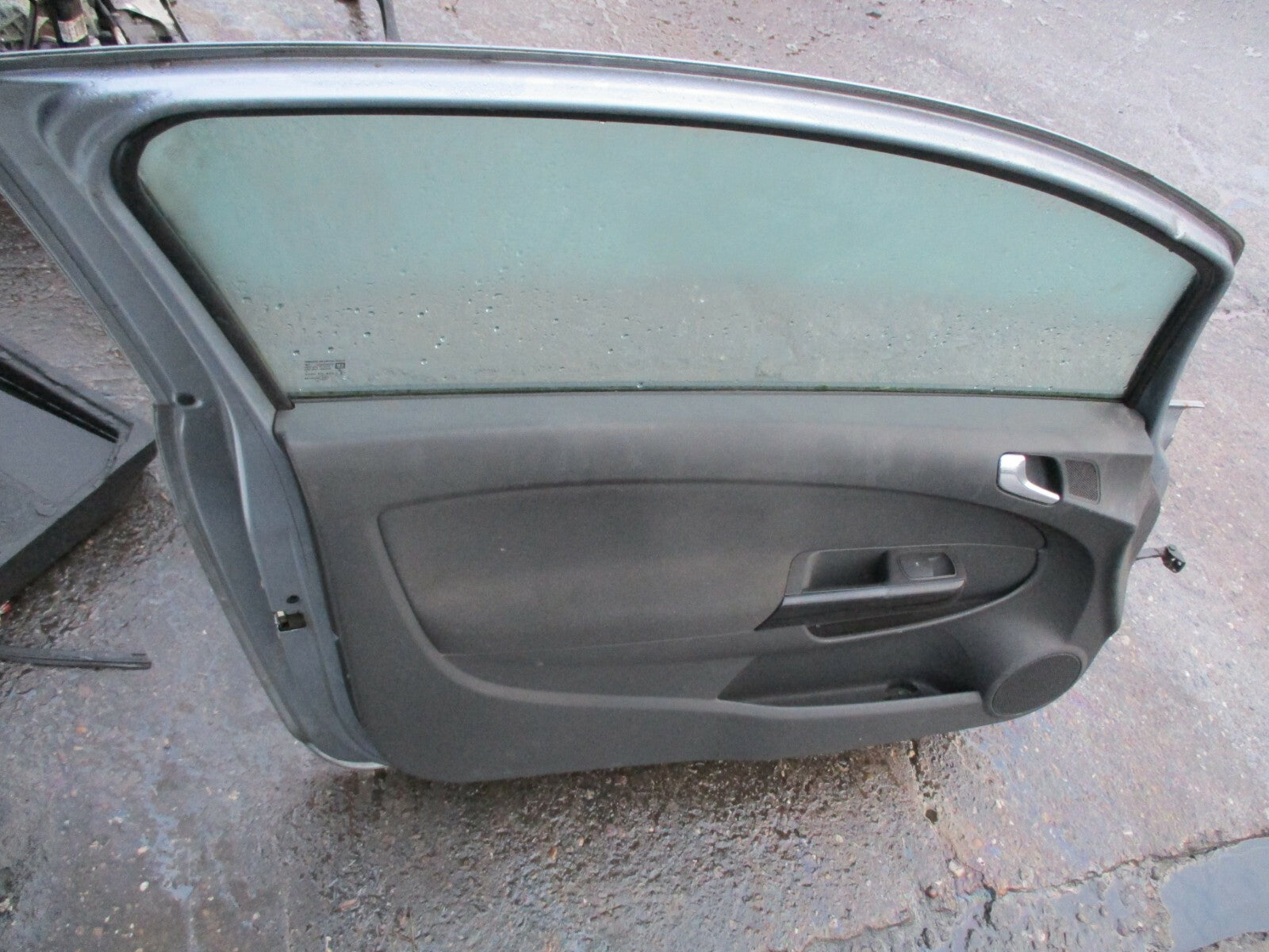 VAUXHALL CORSA D 2009 3 DOOR NS PASSENGER SIDE DOOR BLUE SILVER