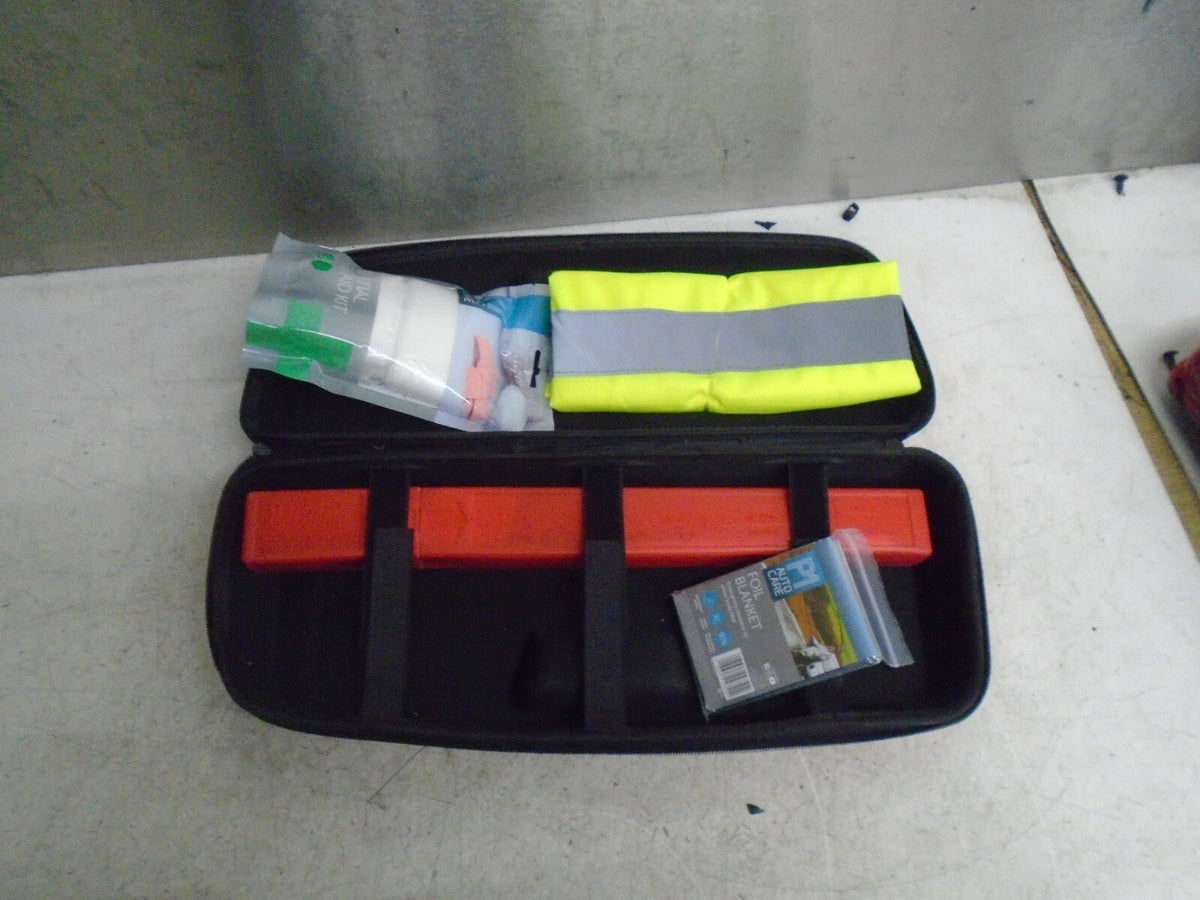 SEAT LEON MK4 2021 ORANGE POUCH FIRST AID KIT ROAD SAFETY TRIANGLE HIVIZ BLANKET