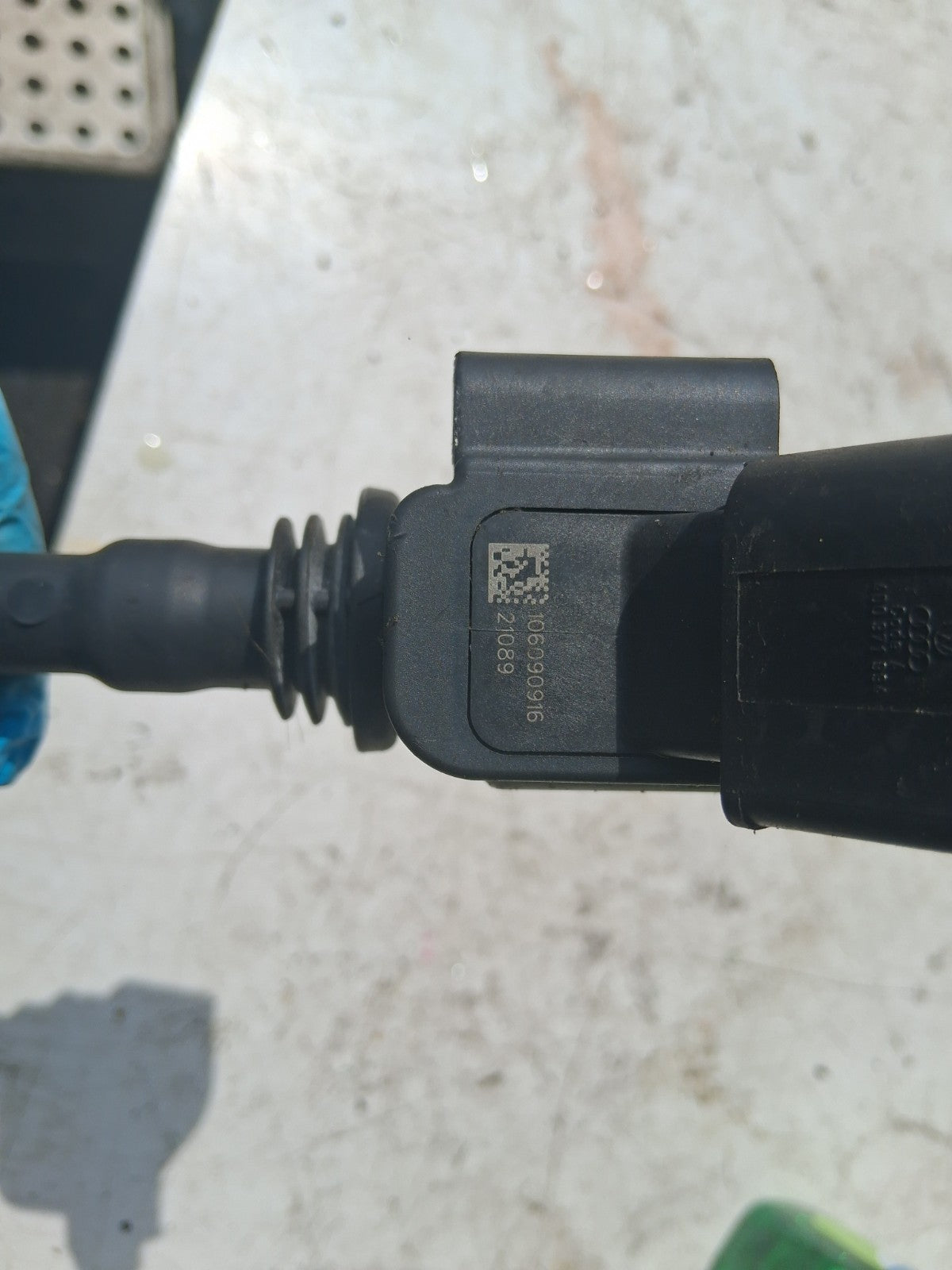 2020 SKODA FABIA MK3 1.2 PETROL IGNITION COIL 04E905110K