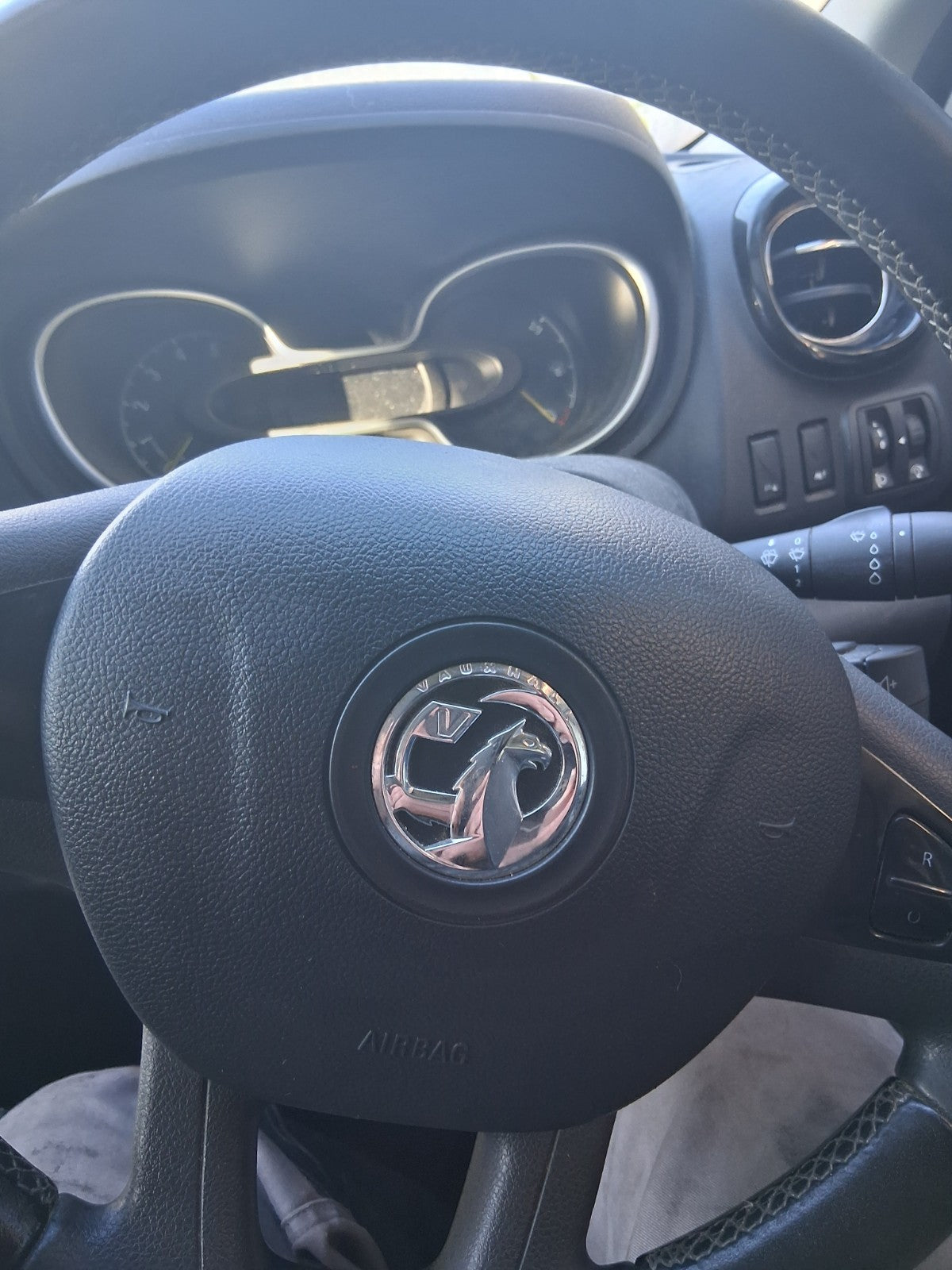 2017 VAUXHALL VIVARO MK2 STEERING WHEEL AIRBAG BLACK