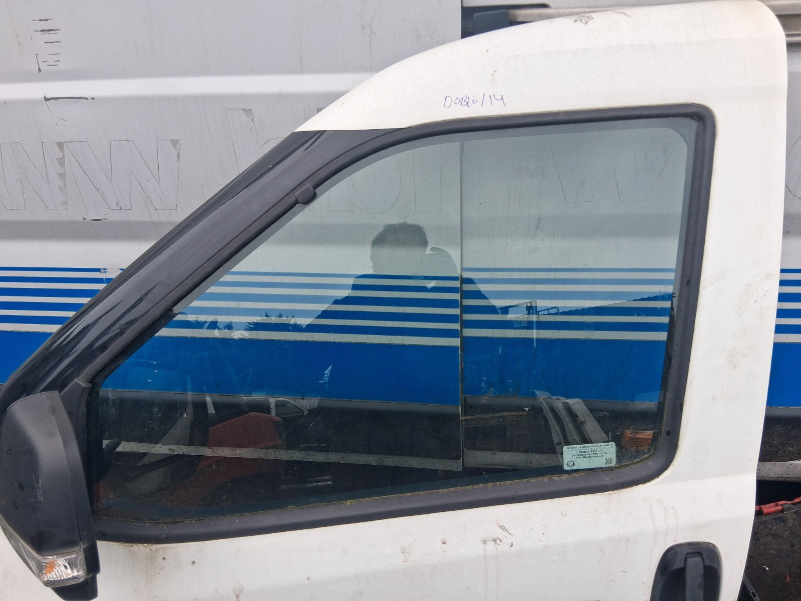 2013 FIAT DOBLO MK2 NSF PASSENGER SIDE FRONT LEFT COMPLETE DOOR WITH WING MIRROR