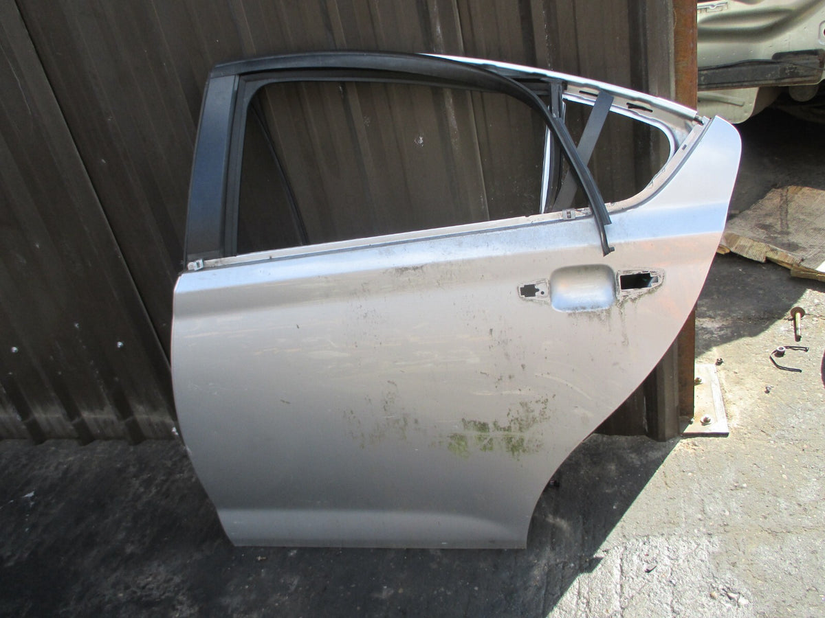 MG MG6 2011 NSR PASSENGER SIDE REAR DOOR SILVER