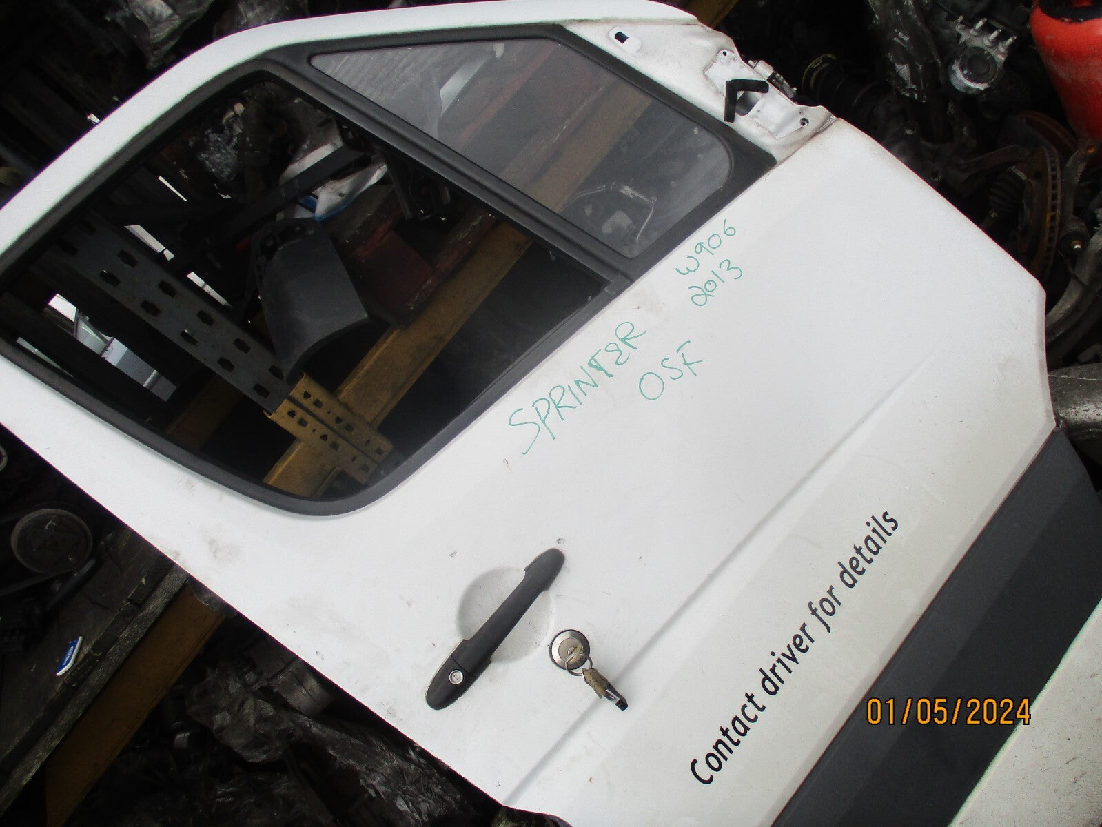 MERCEDES BENZ SPRINTER W906 2013 OSF DRIVER SIDE FRONT COMPLETE DOOR WHITE
