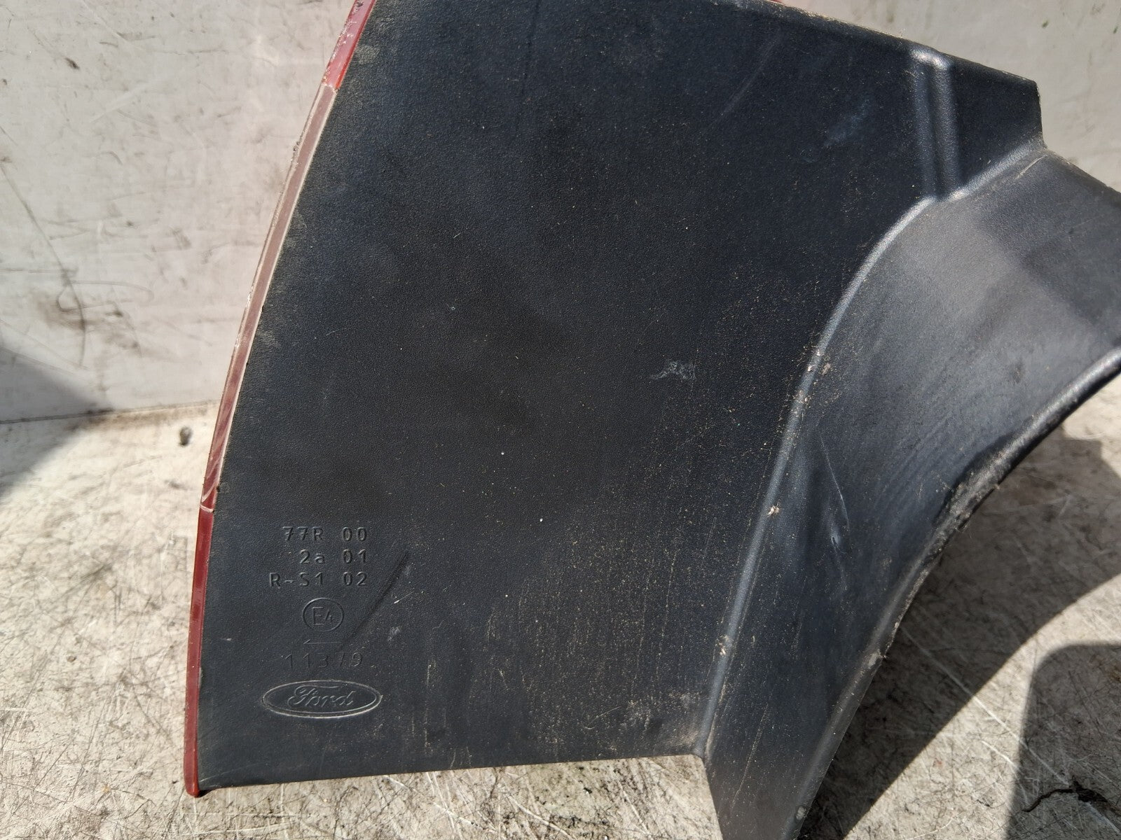 FORD MONDEO MK4 2008 NSR PASSENGER SIDE REAR LEFT OUTER LIGHT 7S7113405A