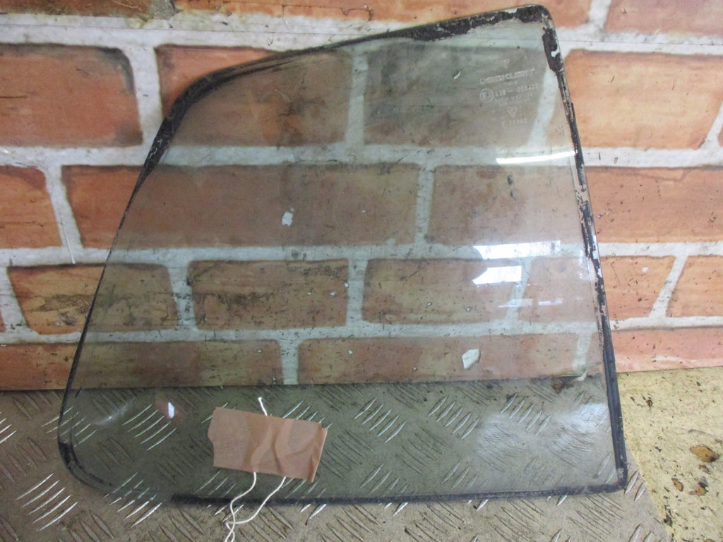 PORSCHE 924 924S 944 COUPE OSR DRIVER SIDE REAR QUARTER WINDOW GLASS