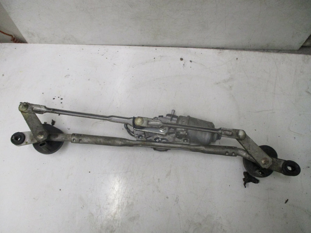 DODGE CALIBER SXT 2008 FRONT WINDSCREEN WIPER MOTOR LINKAGE ARMS 05303783AD