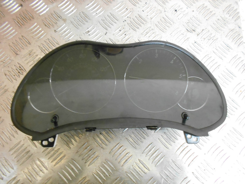 TOYOTA AVENSIS 2003 T25 2.0 D4D CLOCKS SPEEDO INSTRUMENT CLUSTER 83800-05640-H
