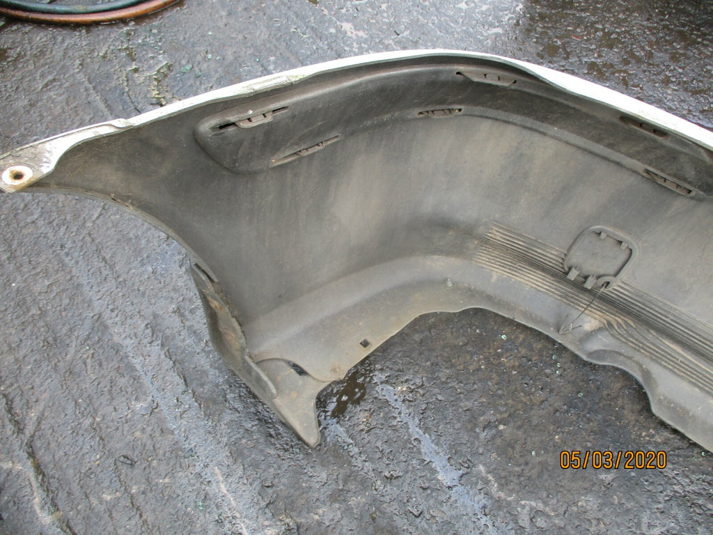 NISSAN ALMERA 2002 COMPLETE REAR BACK PLASTIC BUMPER MUD FLAP GUARD SILVER